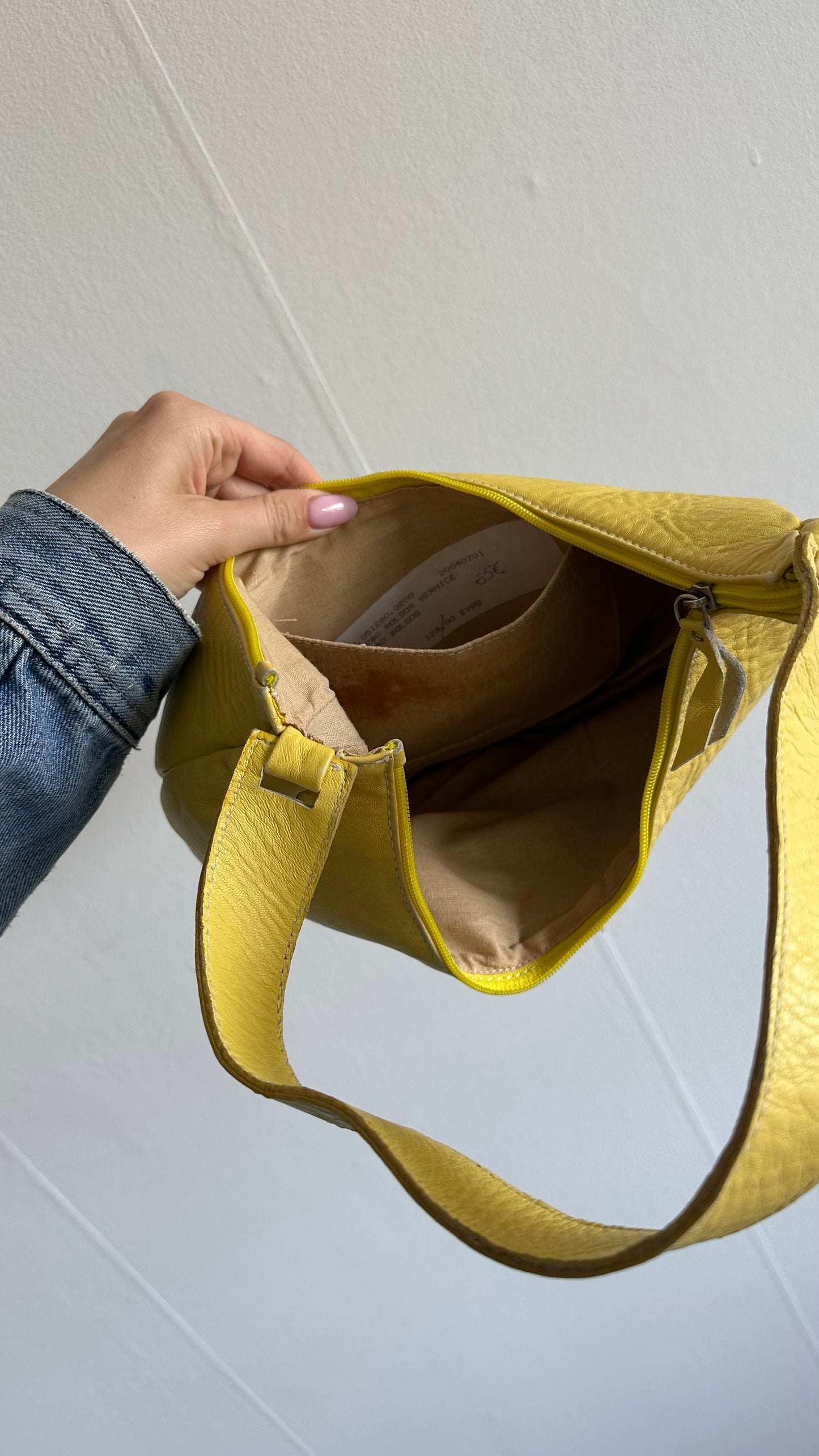 soft leather yellow shoulderbag