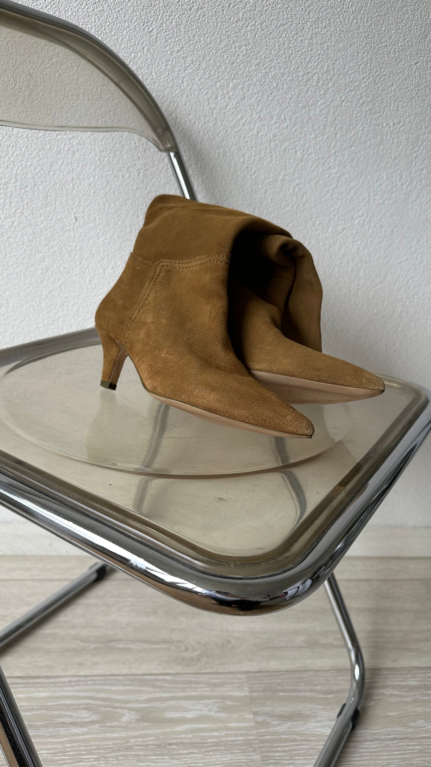 suede half-high boots with short heel
