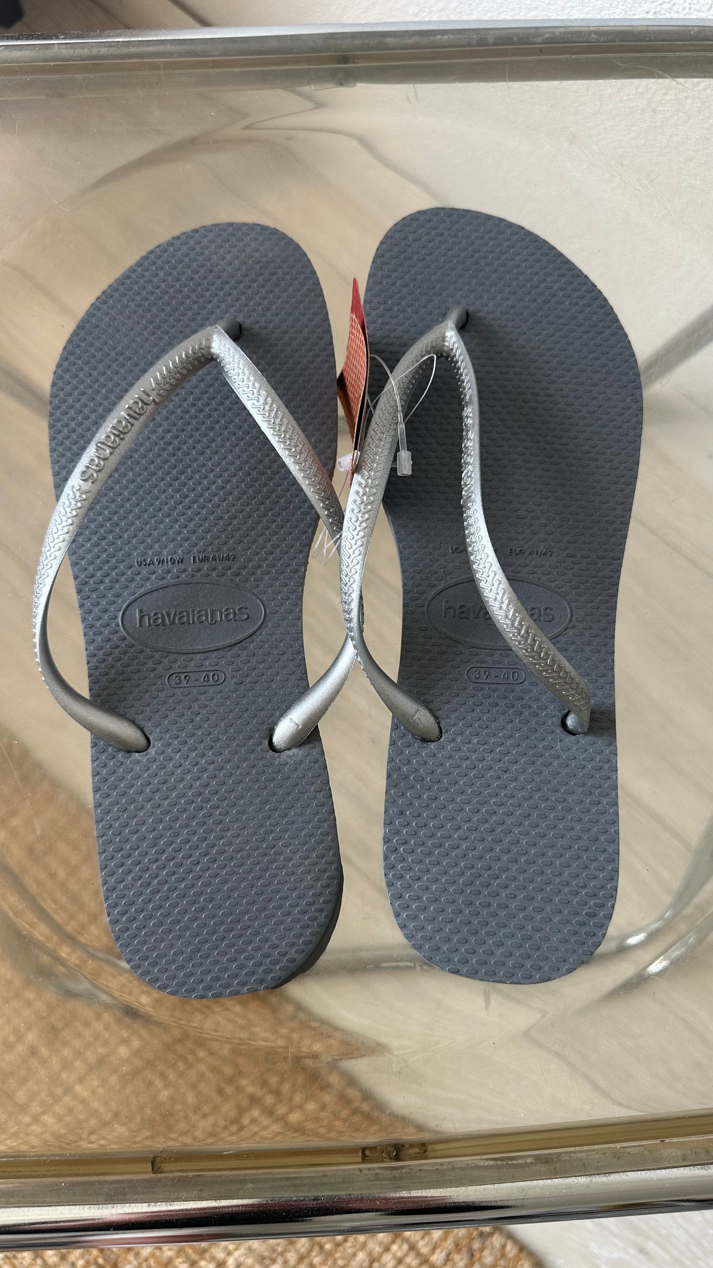 silver-grey havaianas new with tags