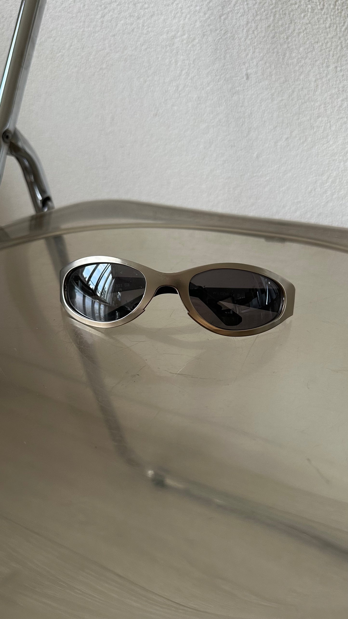 Y2K silver metal sunglasses