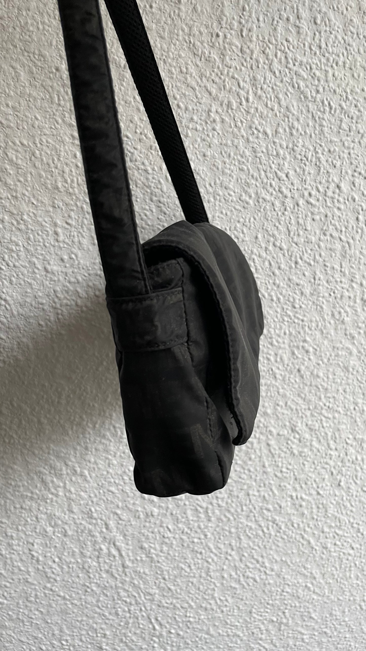 vintage fendissime shoulder bag