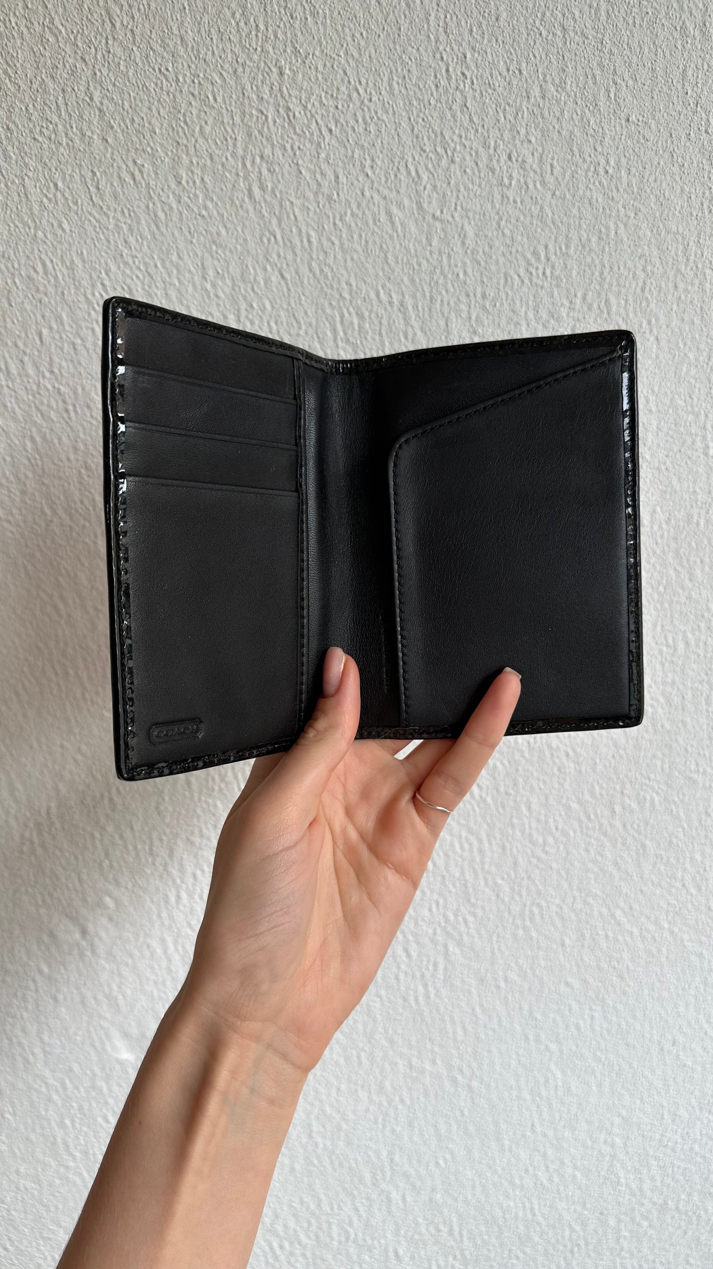 coach wallet black patent leather