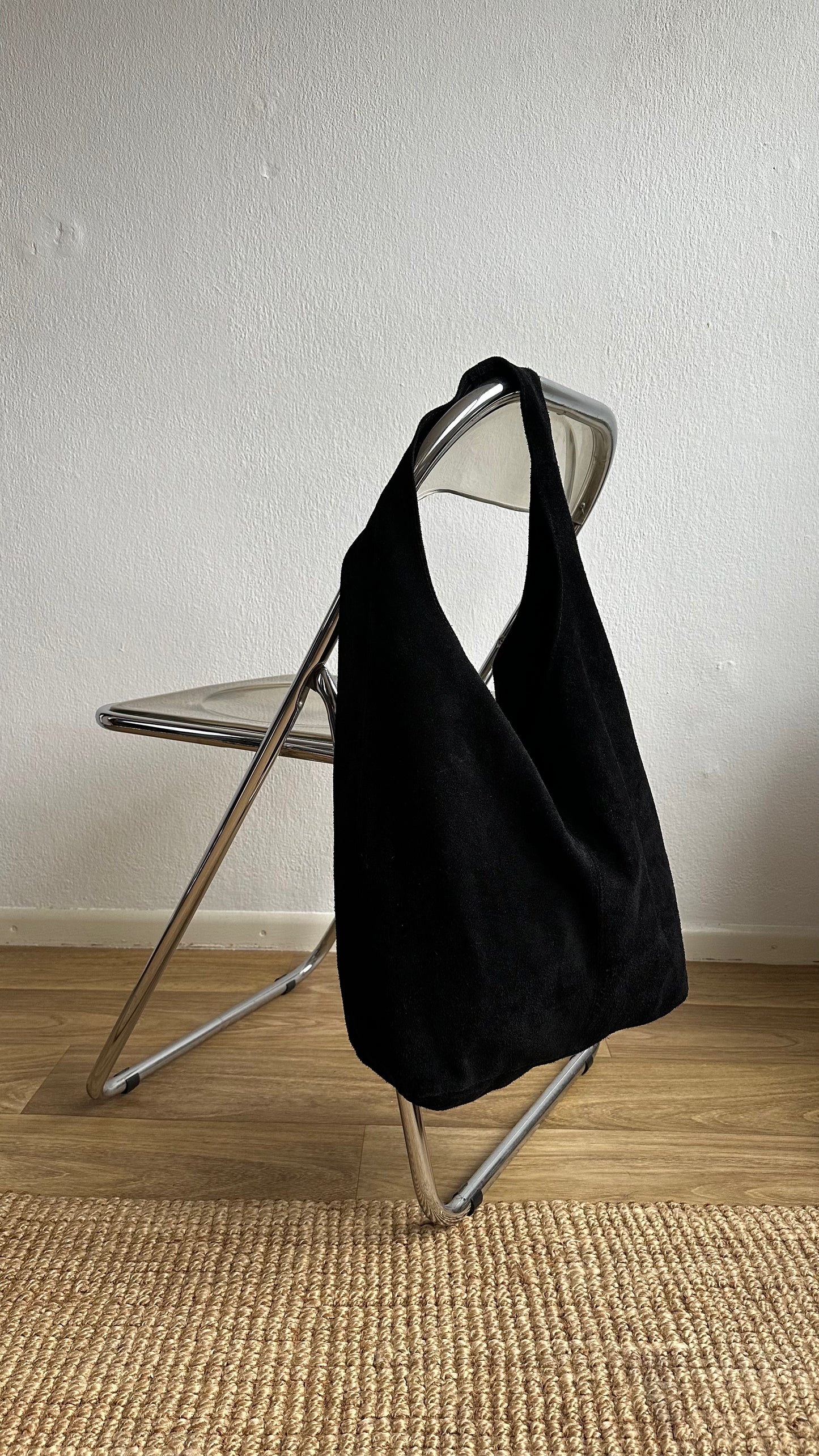 black boho suede shoulderbag