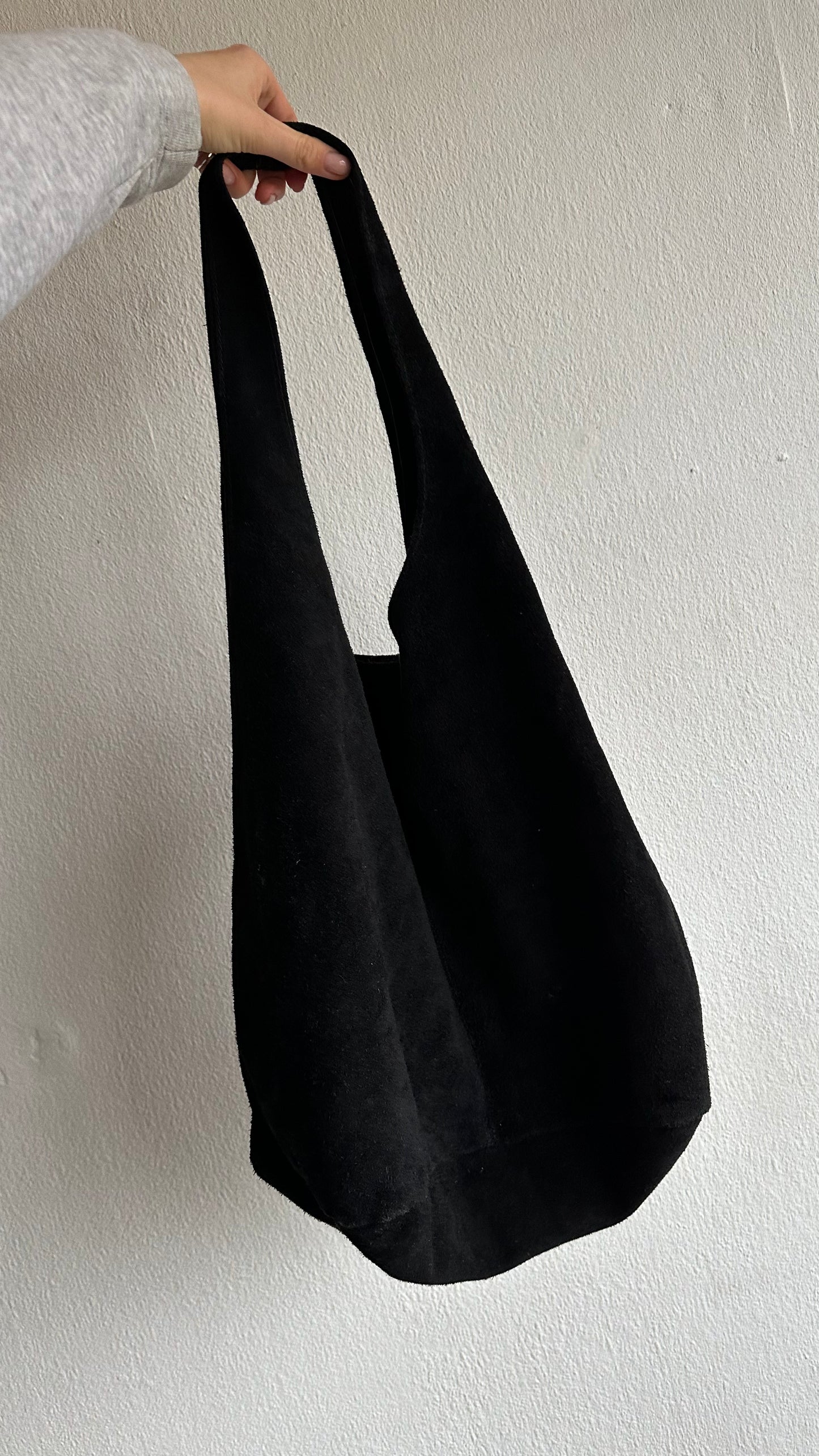 black boho suede shoulderbag