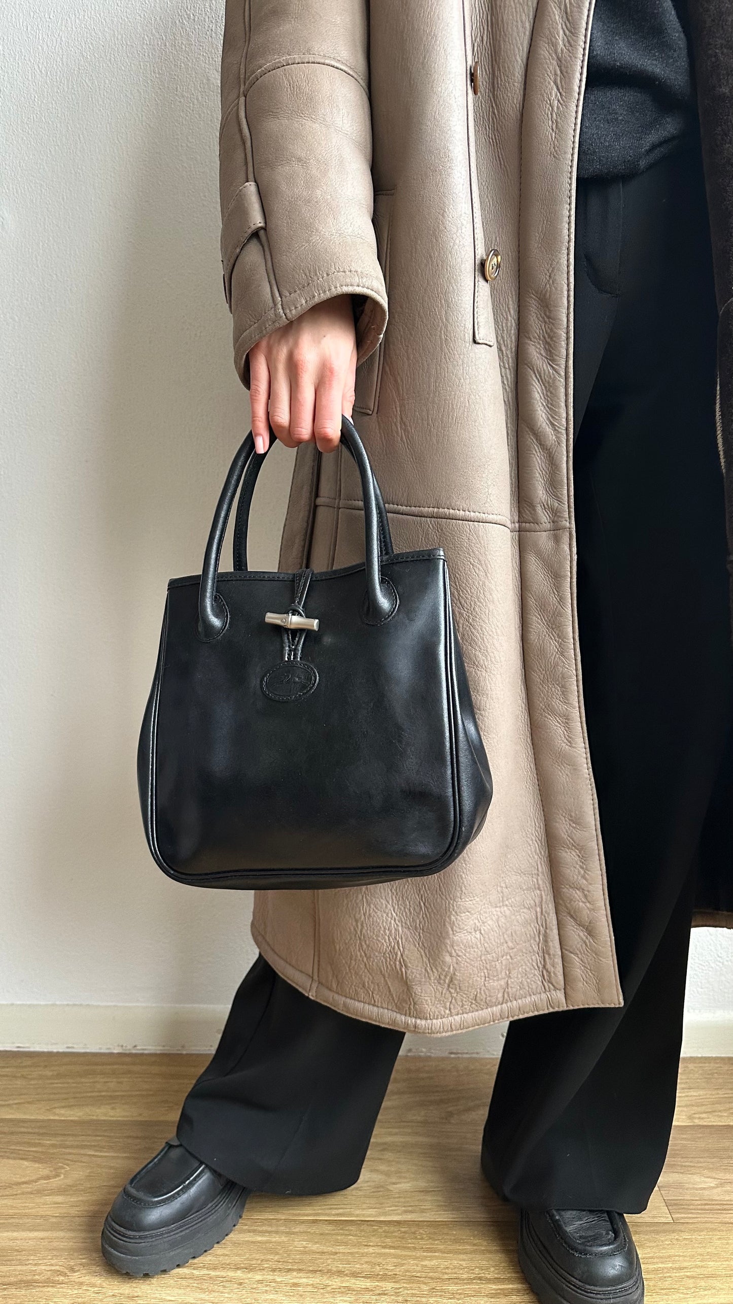 roseau Longchamp leather handbag