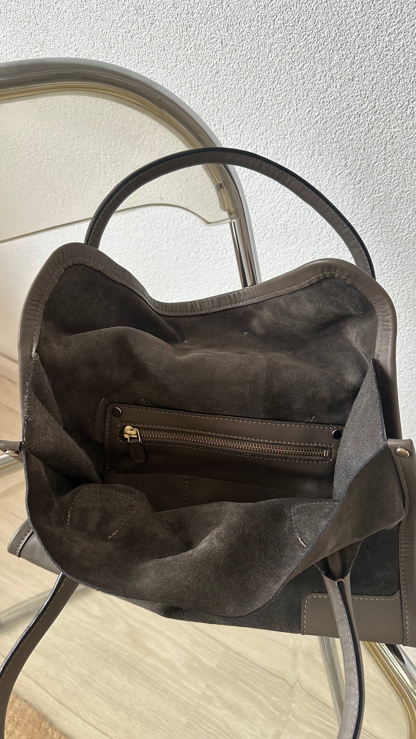 grey sequoia shoulderbag