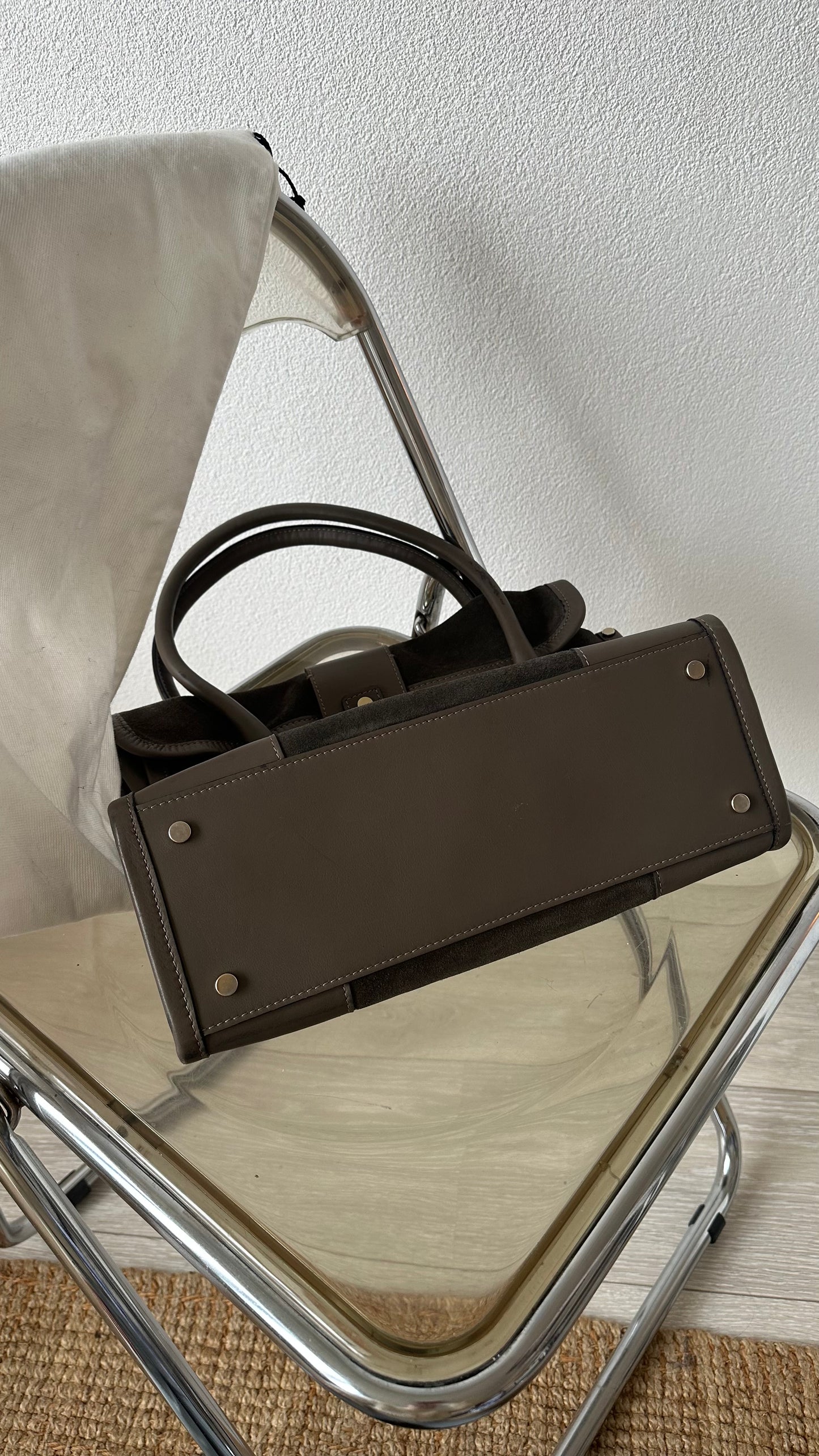 grey sequoia shoulderbag