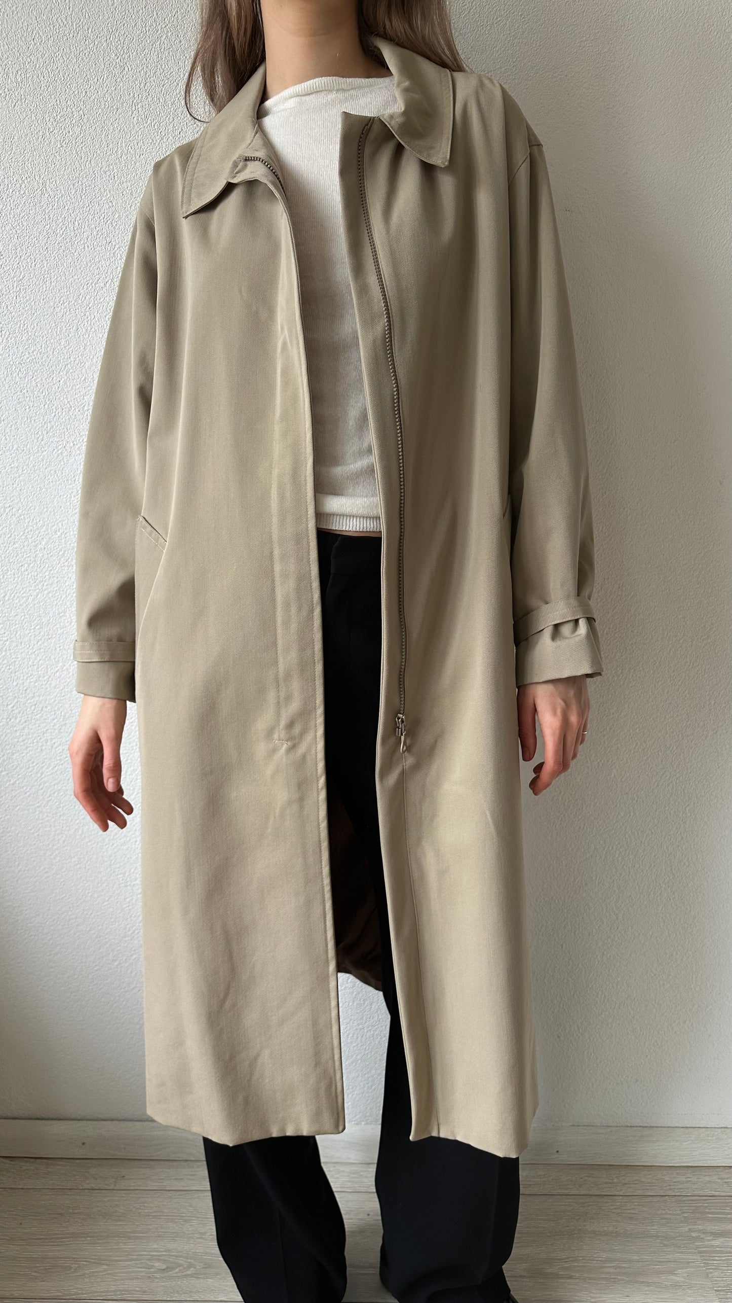 beige vintage classic trench