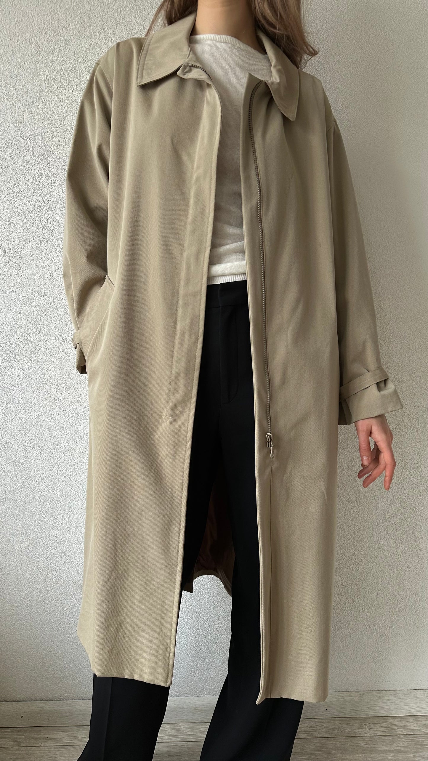 beige vintage classic trench