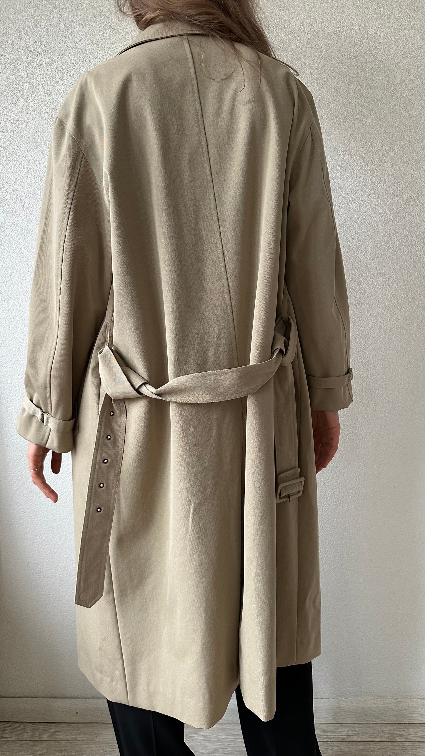 beige vintage classic trench