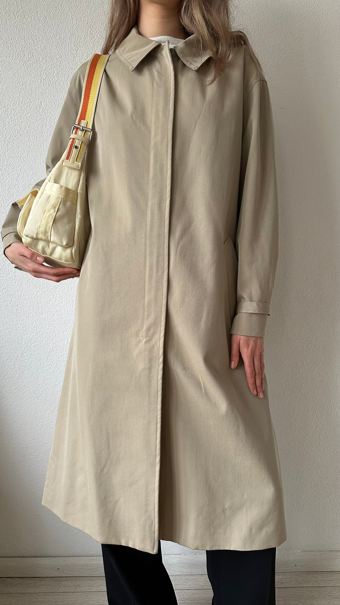 beige vintage classic trench
