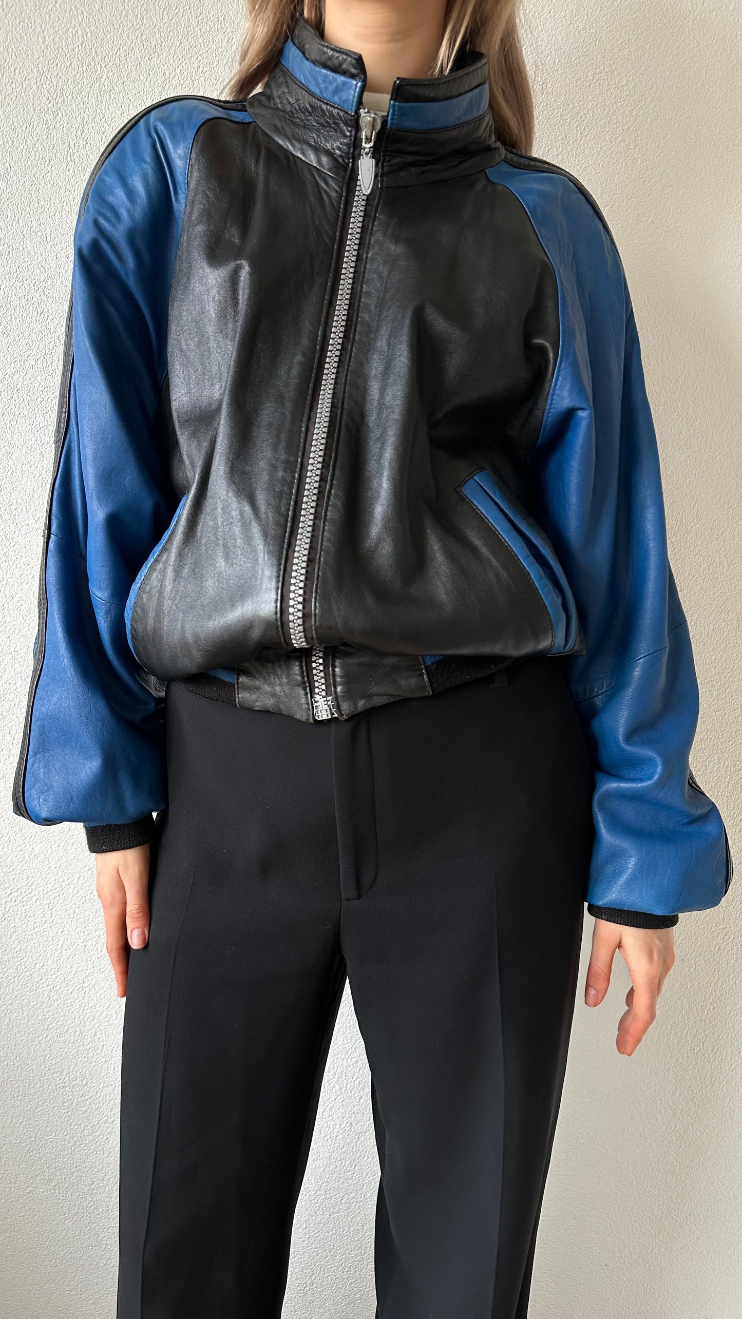blue black vintage bomberjacket