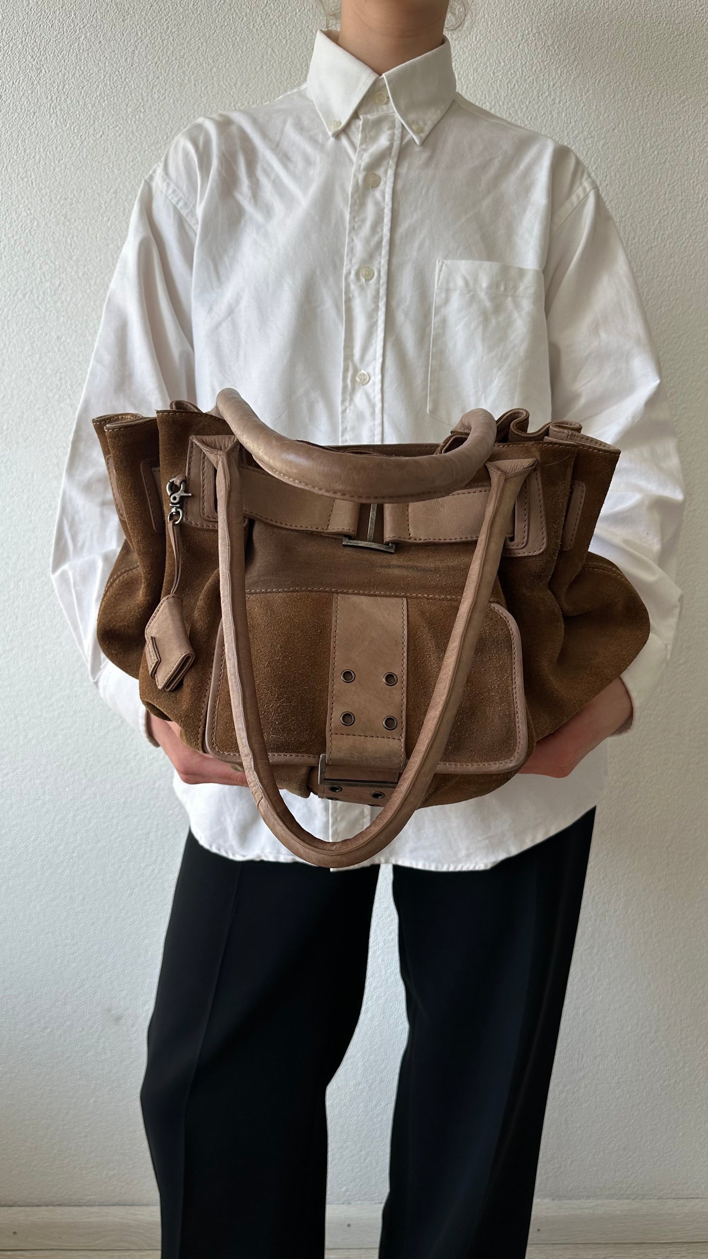 brown suede belted shoulderbag