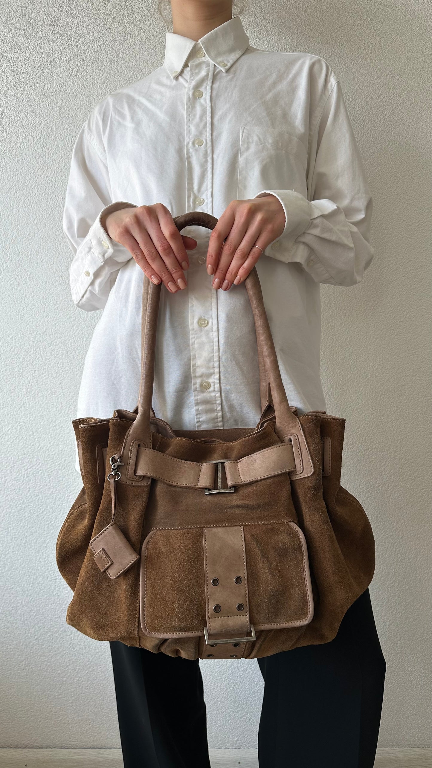 brown suede belted shoulderbag