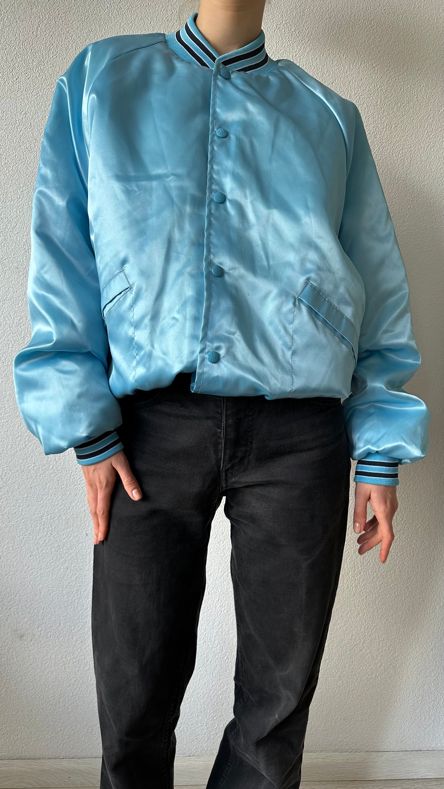 light blue vintage bomberjacket