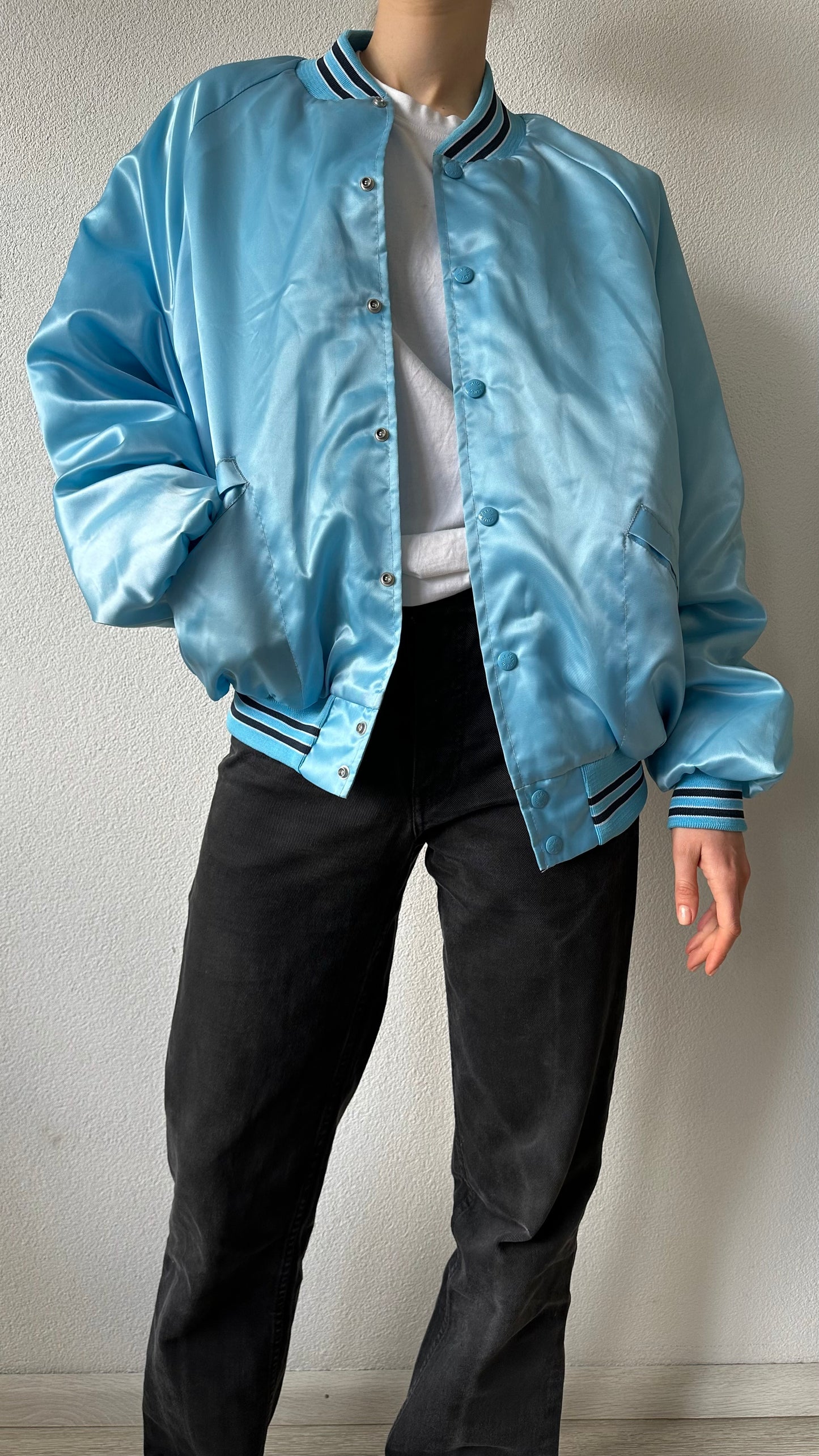 light blue vintage bomberjacket