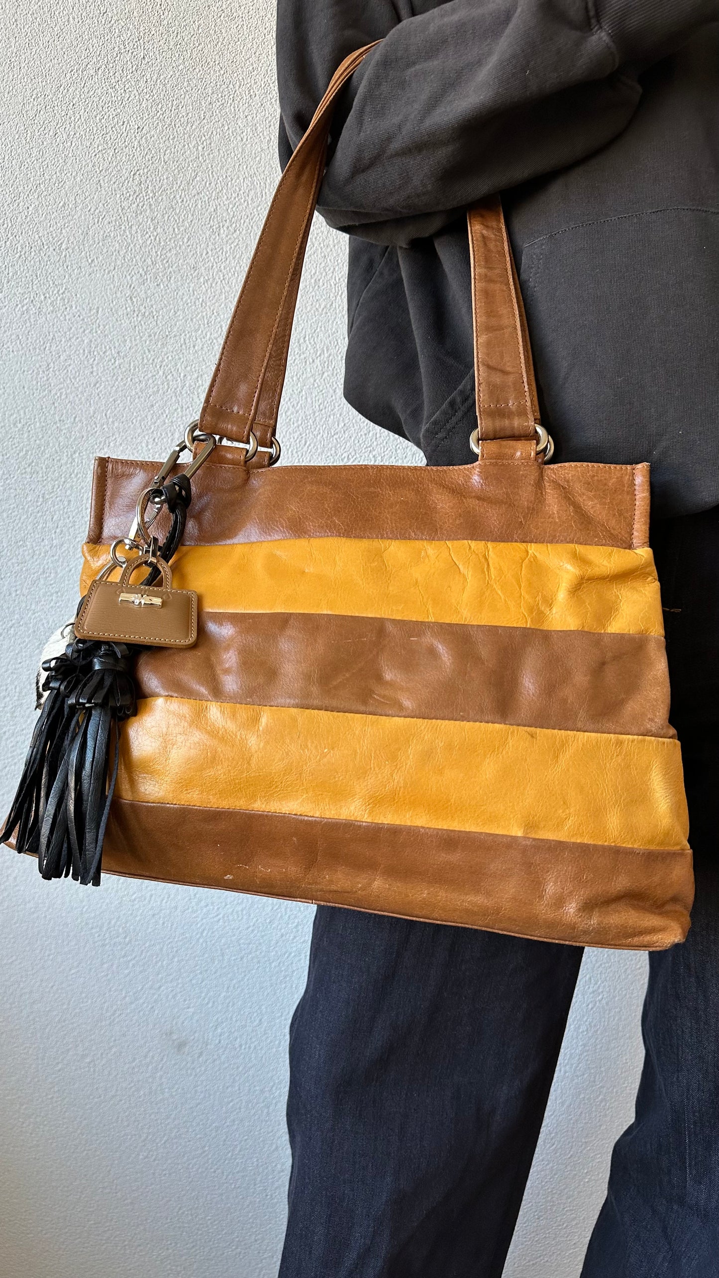 striped leather shoulderbag
