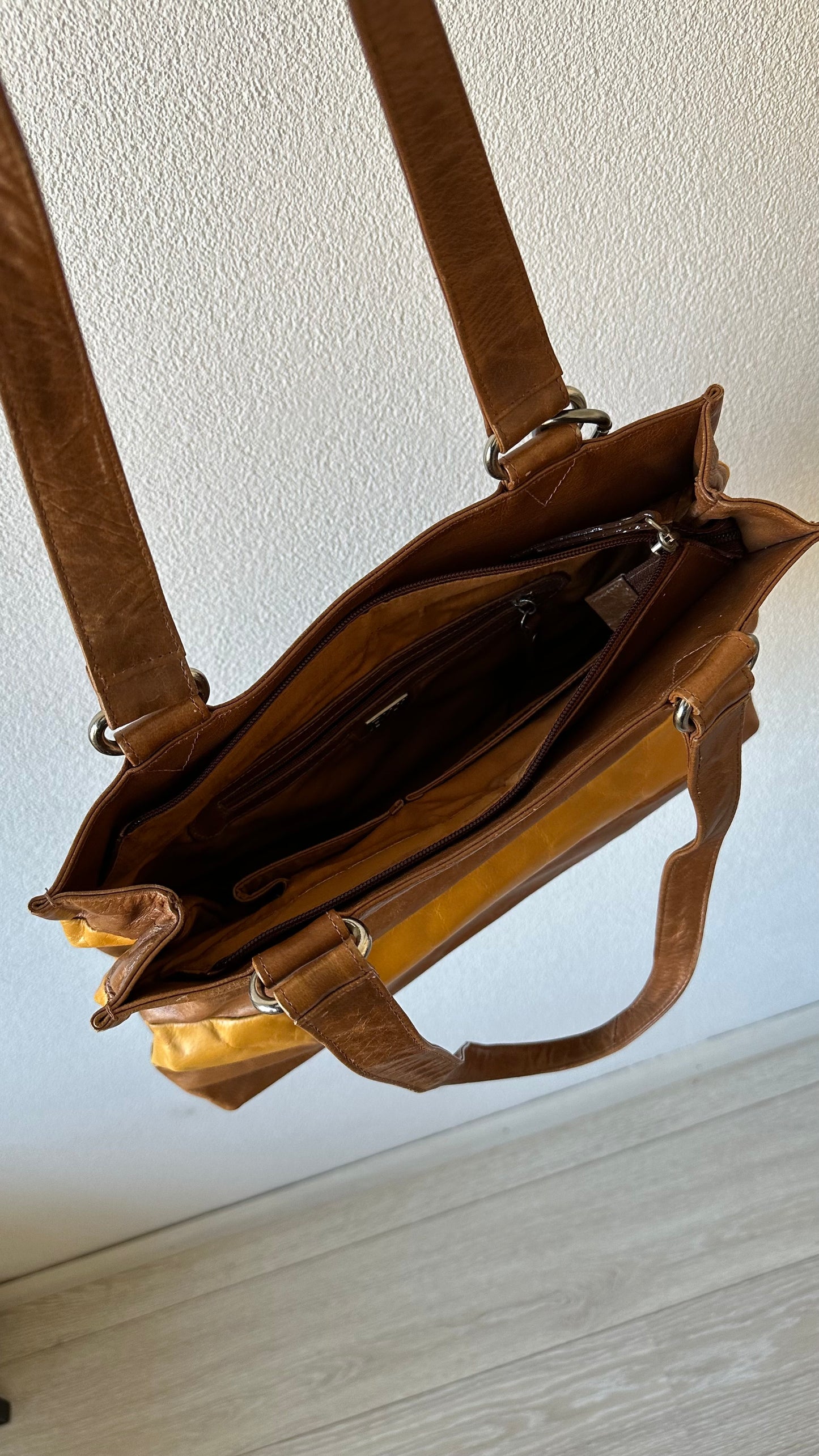 striped leather shoulderbag