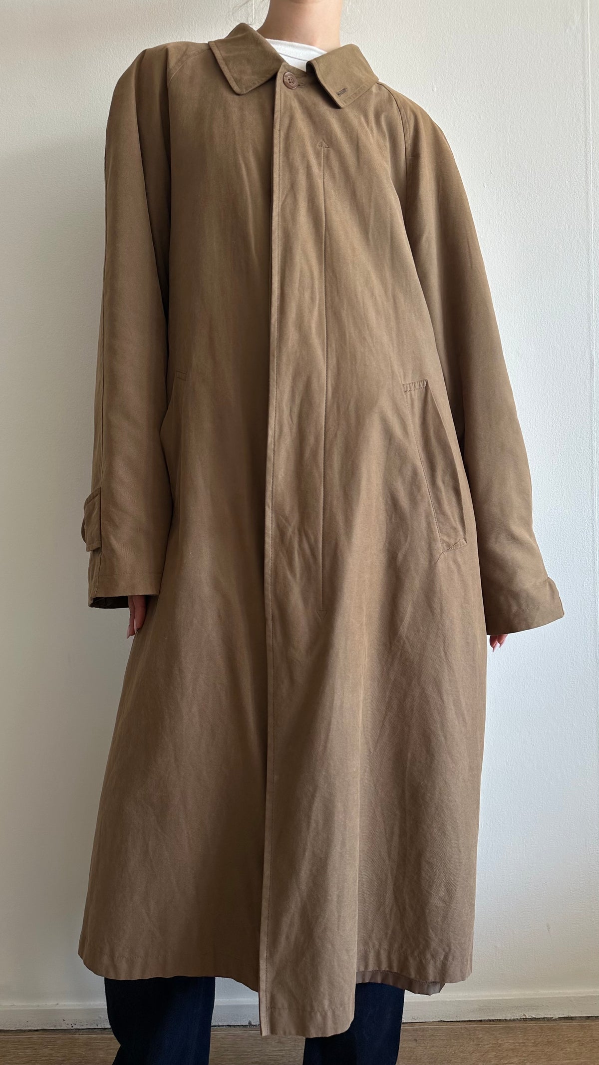camel trenchcoat vintage classic zip-out inner lining