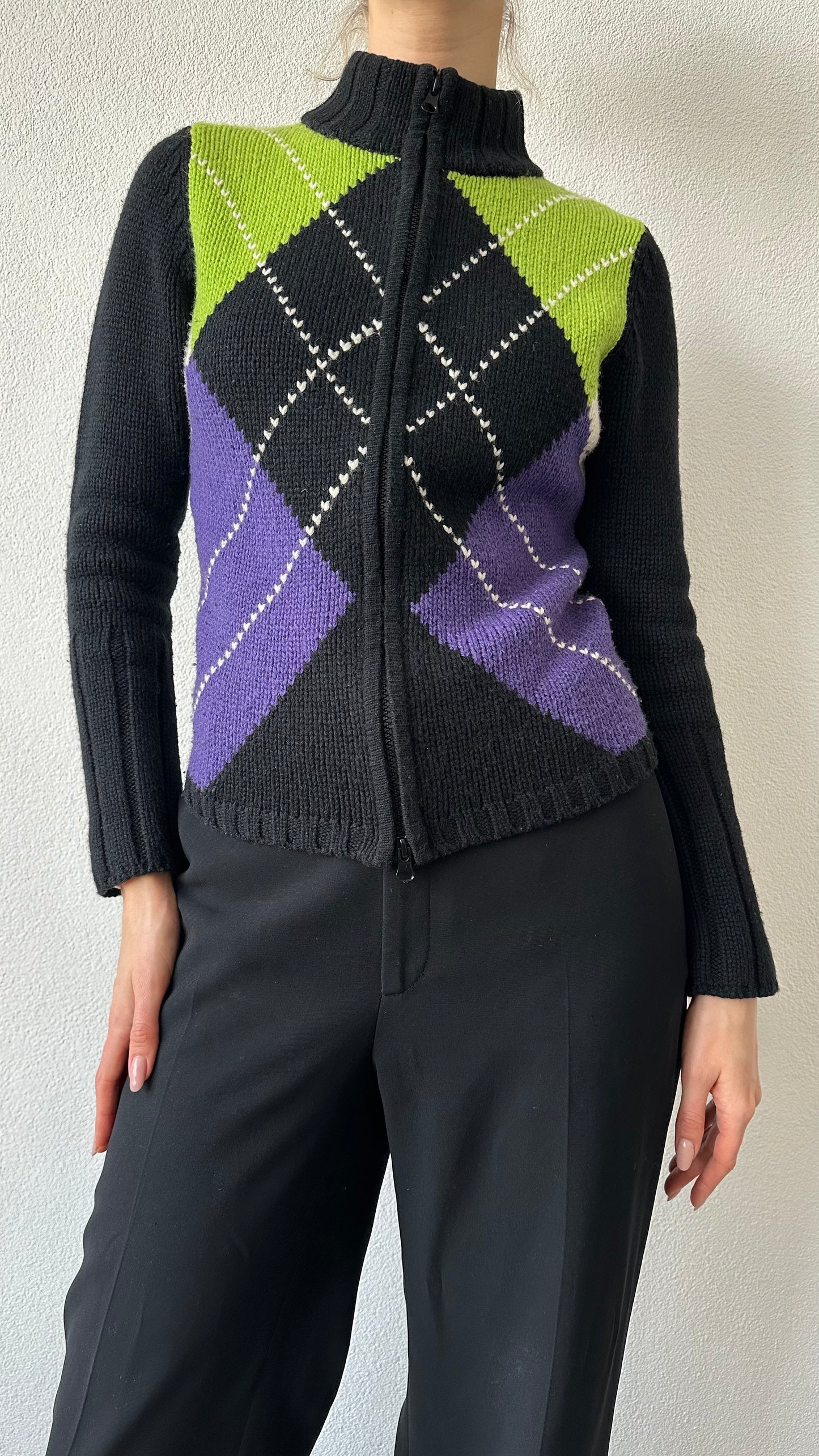 wool diamond pattern zip up cardigan