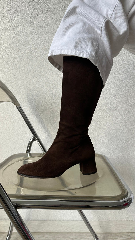 brown suede boots with inside zipper and block heel