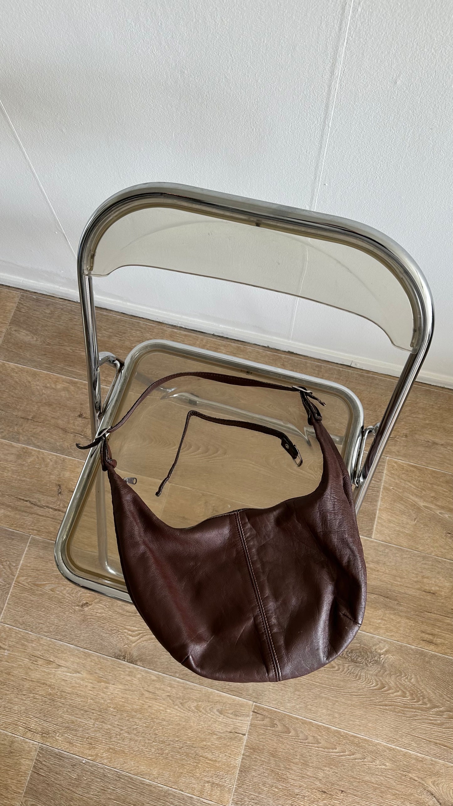 dark brown leather round vintage shoulder bag