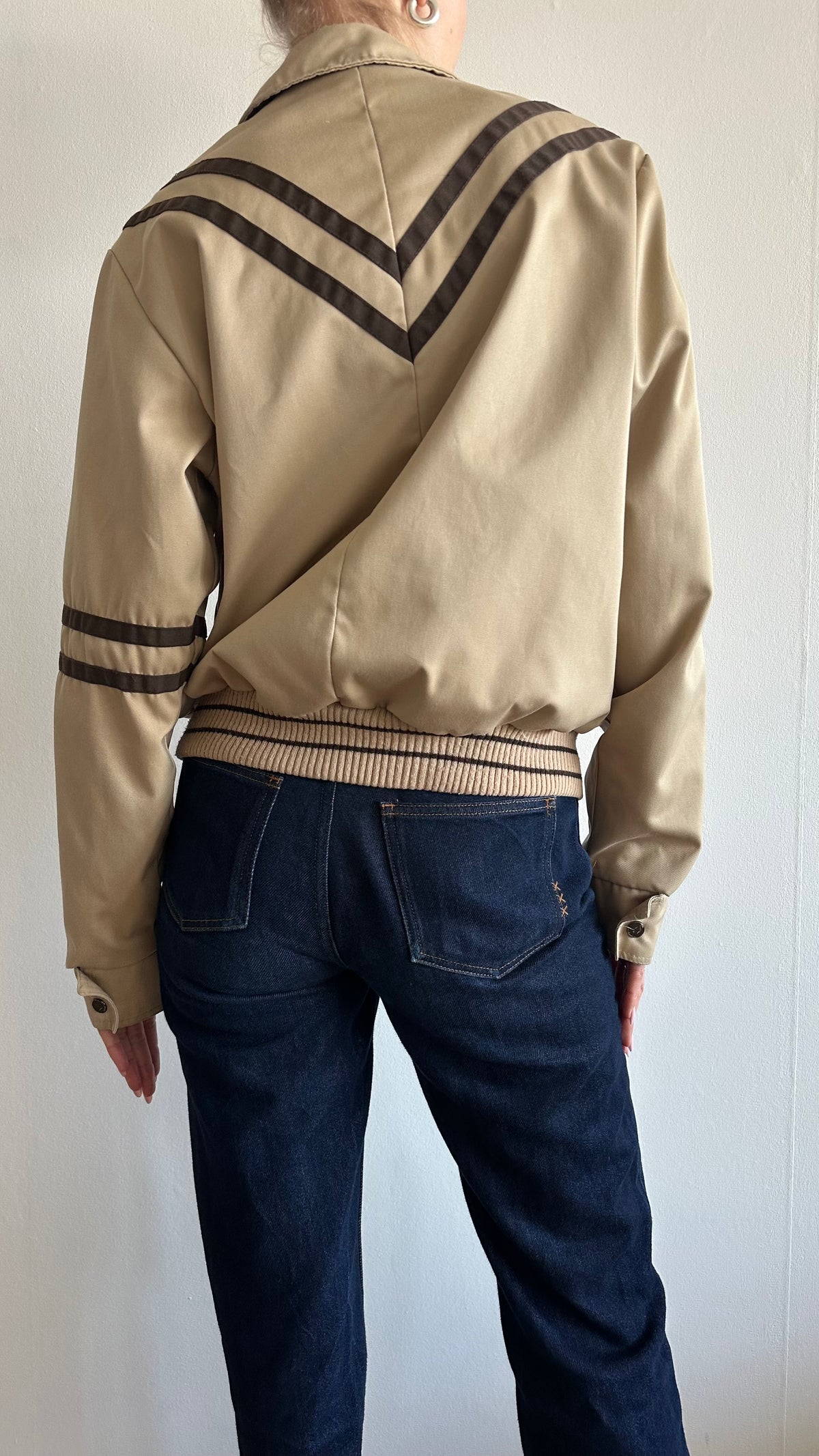 70s inspired vintage camel brown bomberjacket