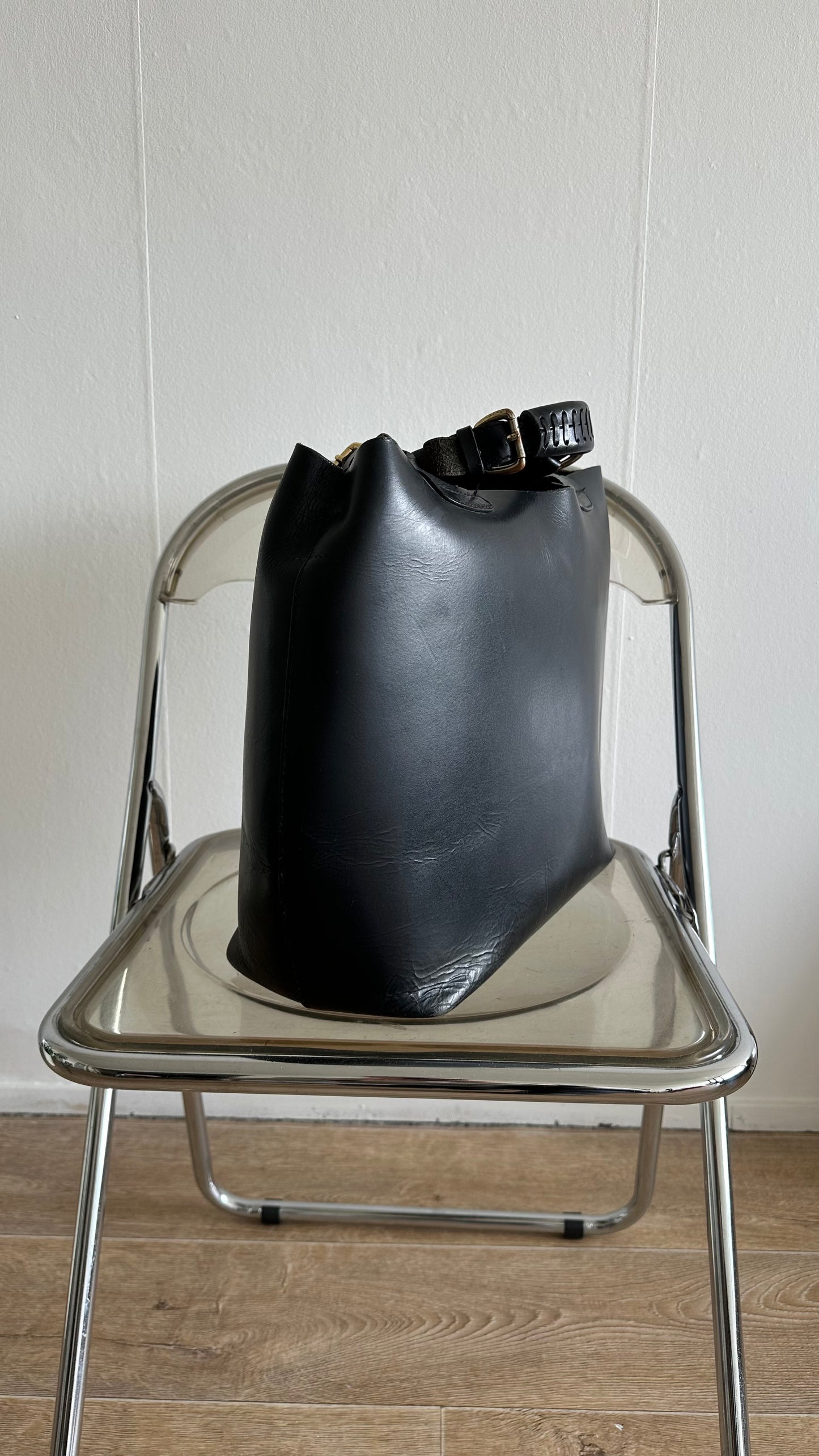 preloved leather black shopper
