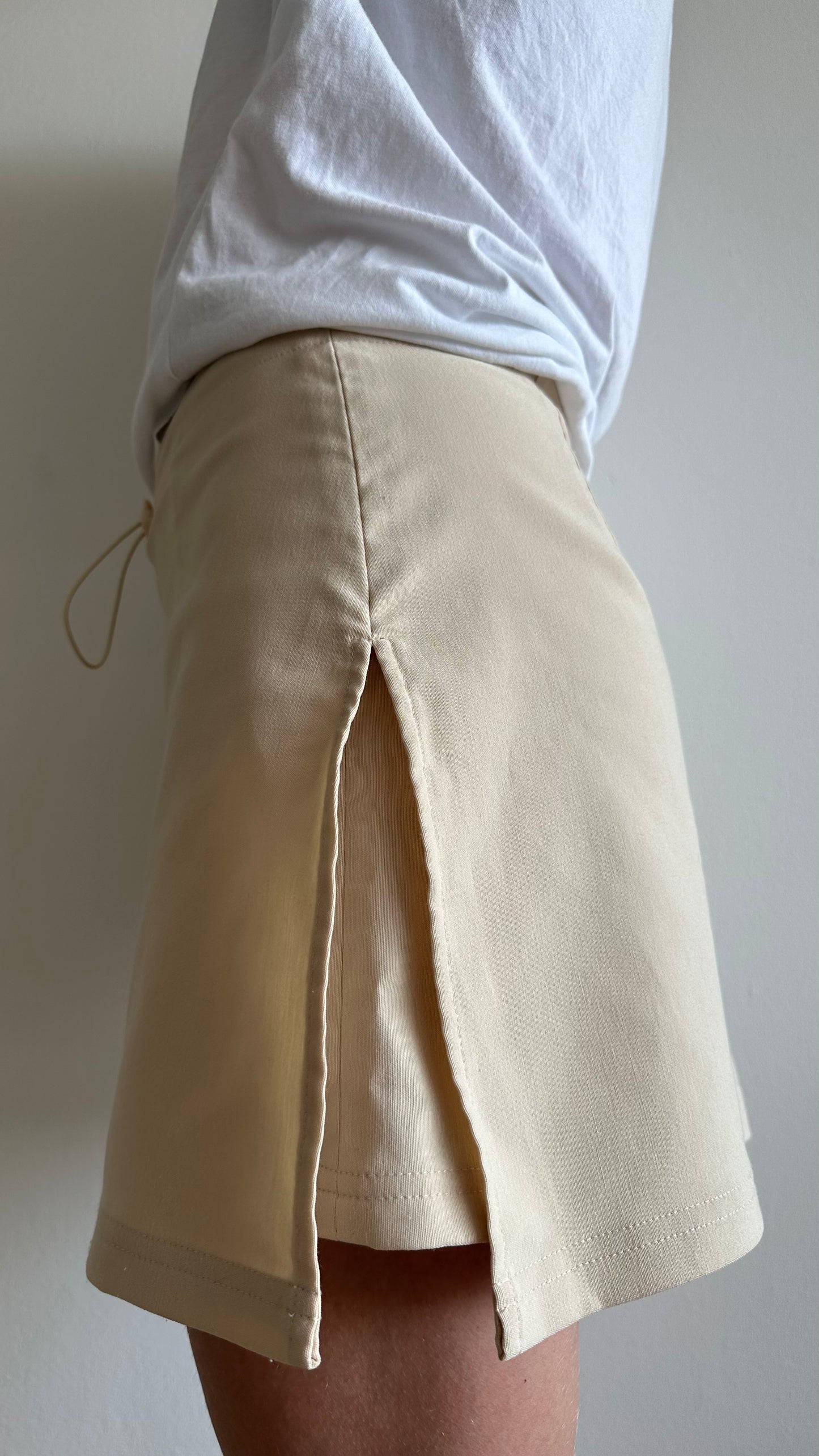 cream beige vintage skort