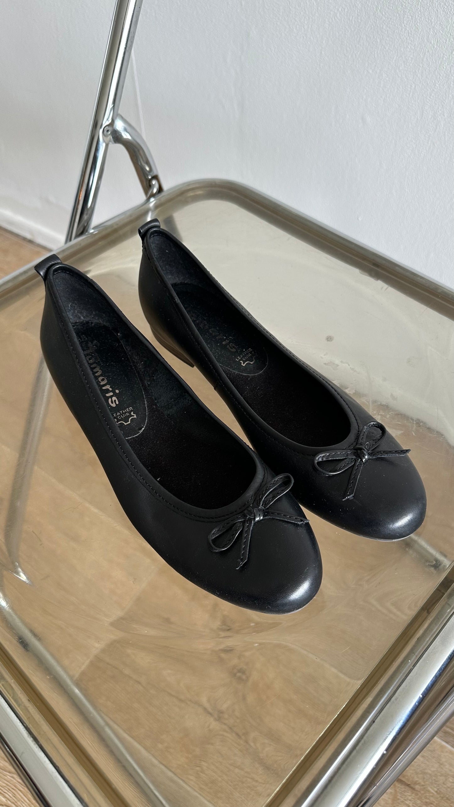 black Tamaris ballerina flats size 38
