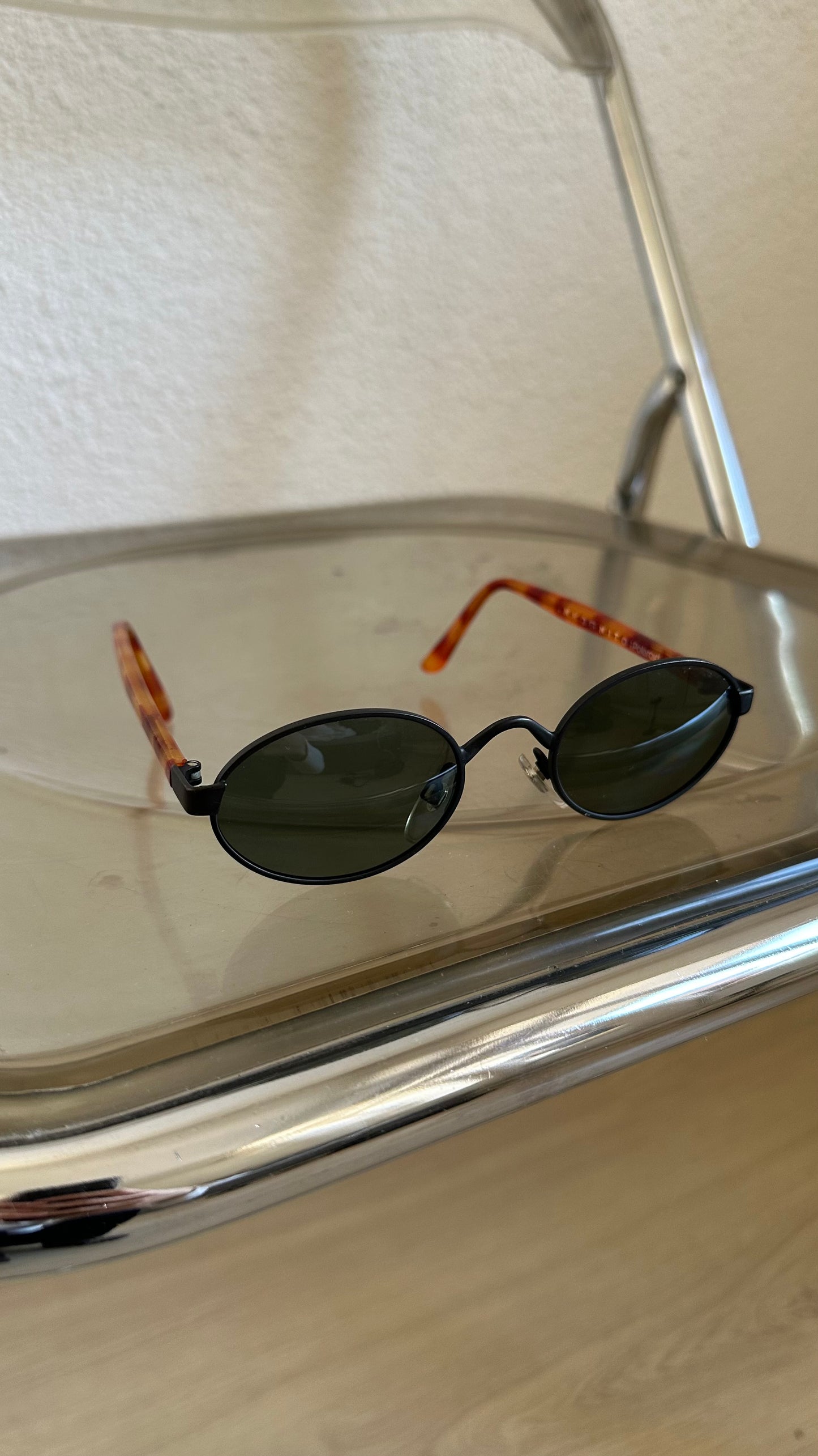 polaroid vintage sunglasses ikognito