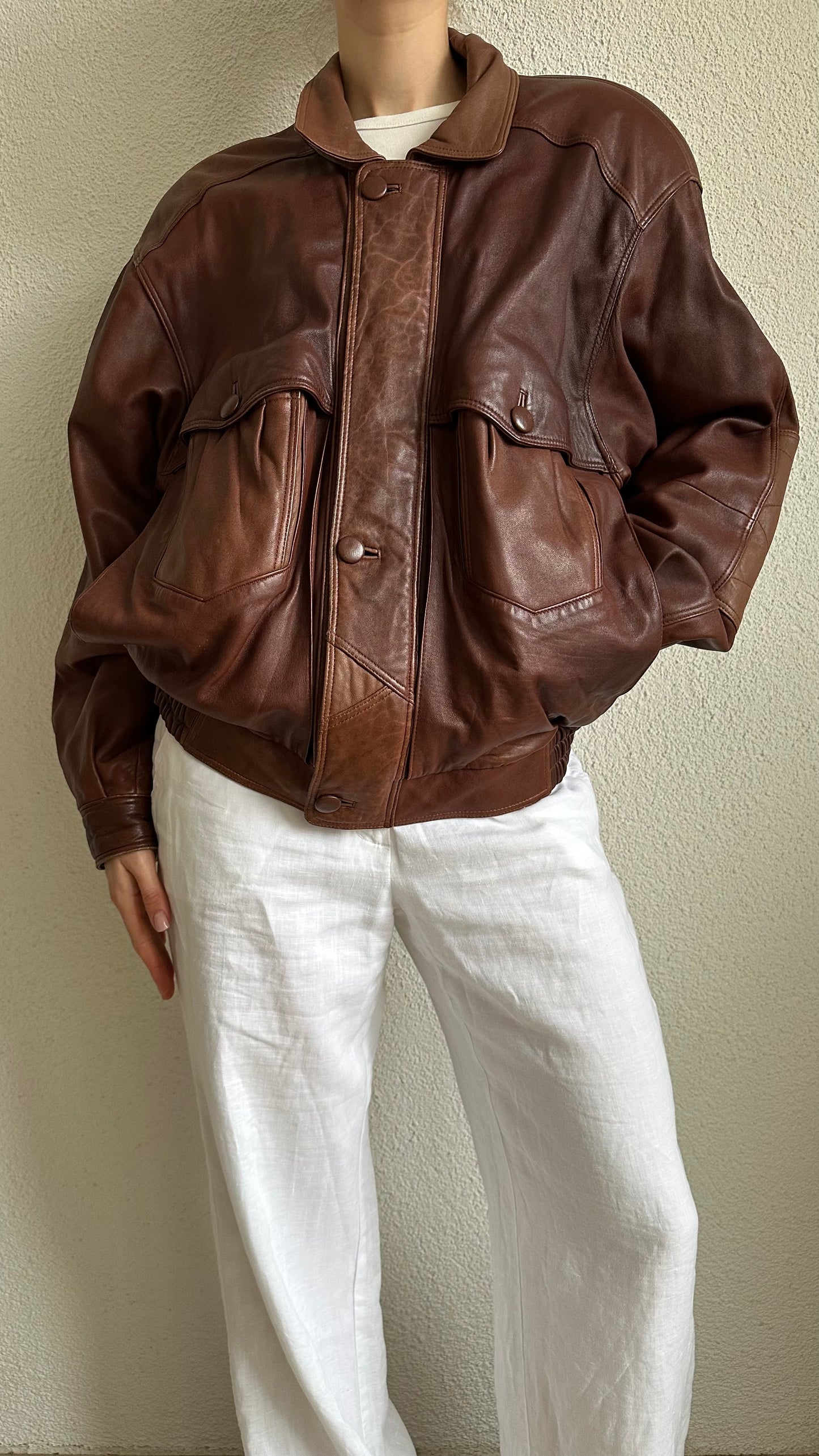 leather brown vintage bomberjacket