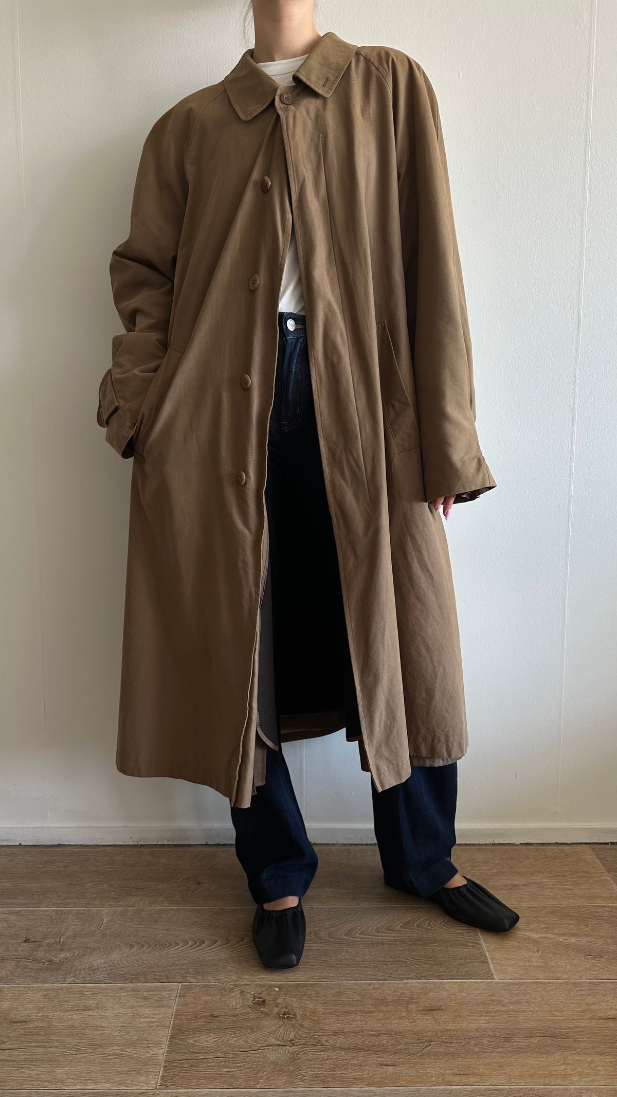 camel trenchcoat vintage classic zip-out inner lining