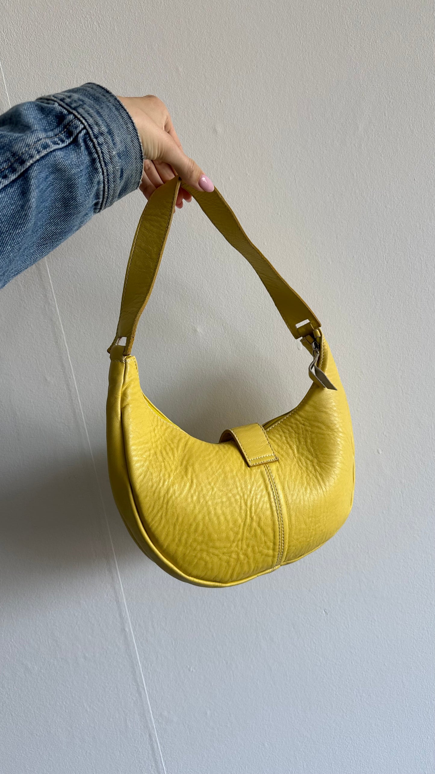 soft leather yellow shoulderbag