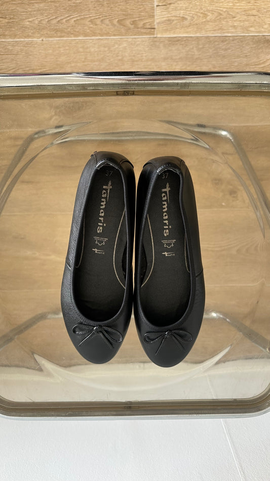 tamaris leather ballet flats size 37