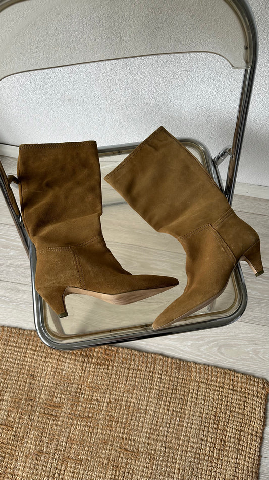 suede half-high boots with short heel