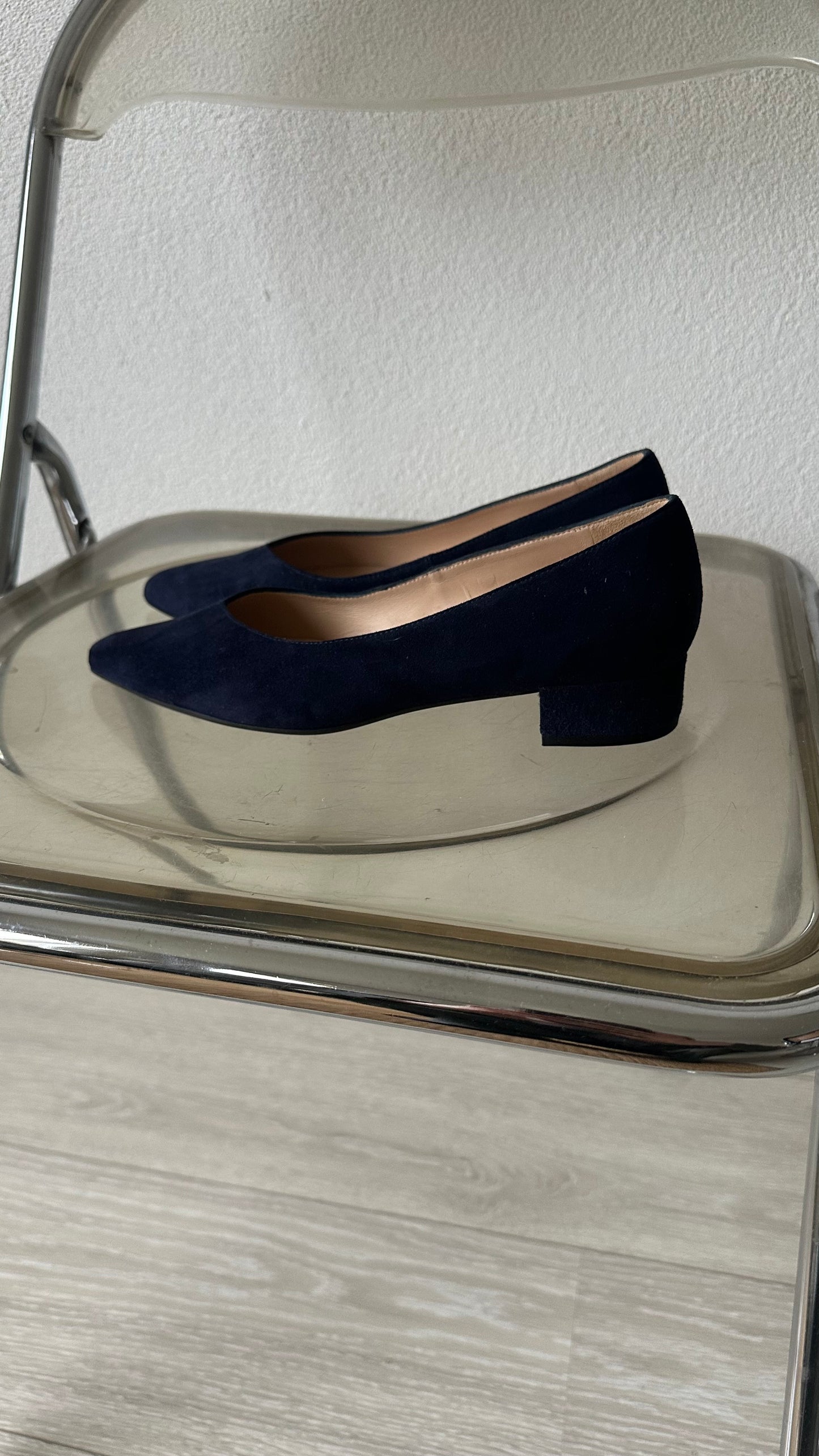 Peter Kaiser pointed toes blue suede