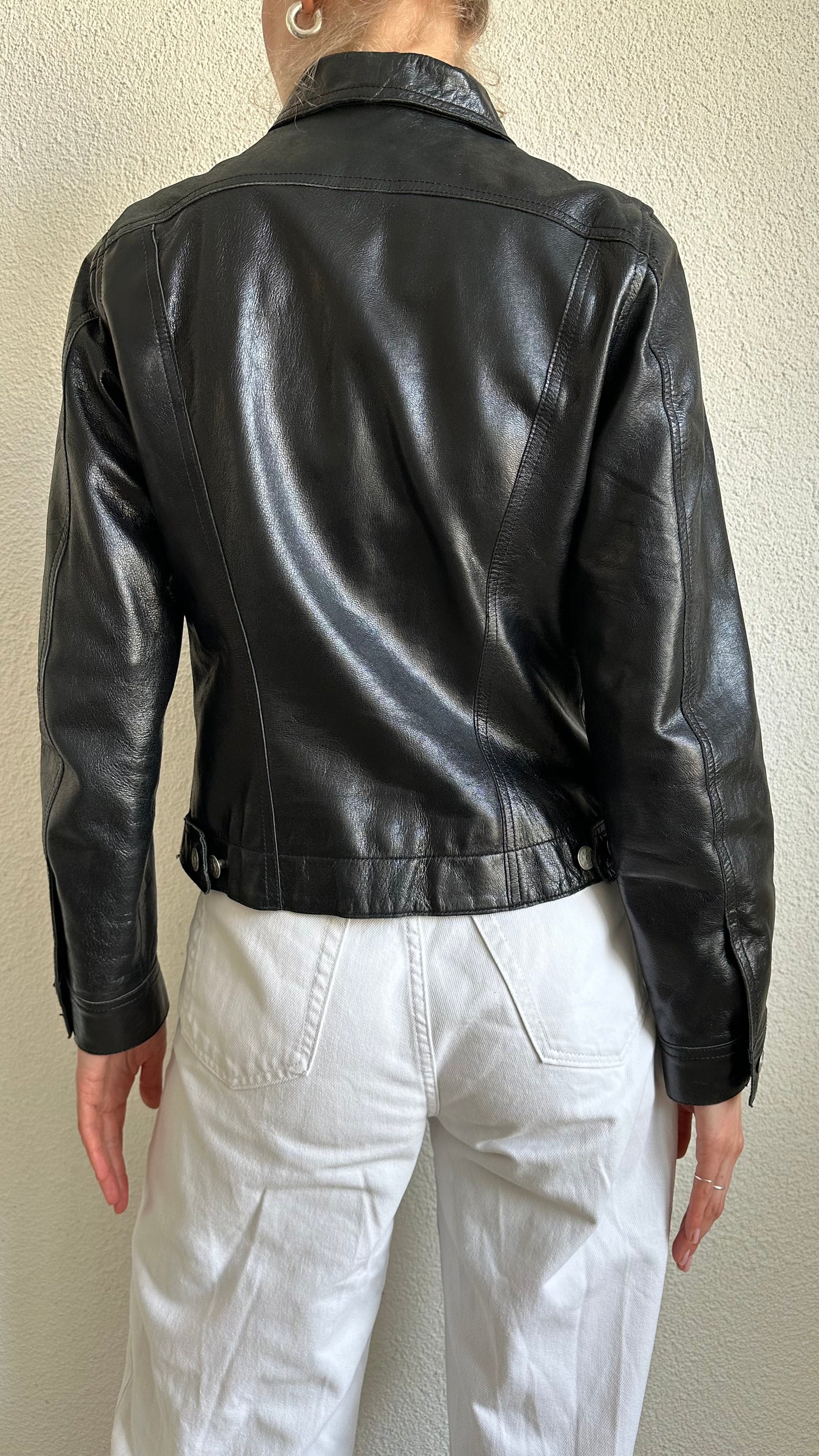 leather black buttoned fitted short coat