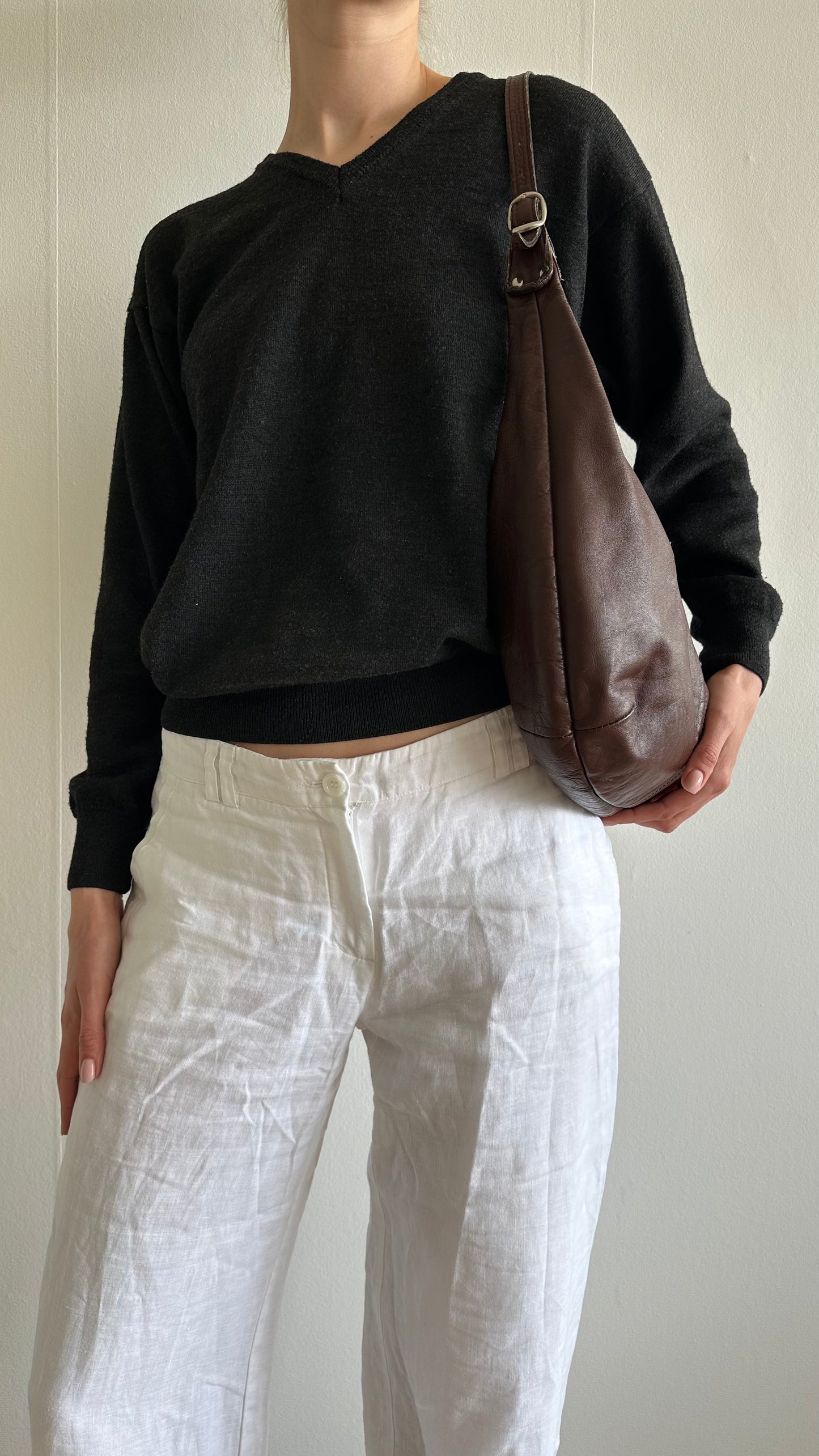 dark brown leather round vintage shoulder bag