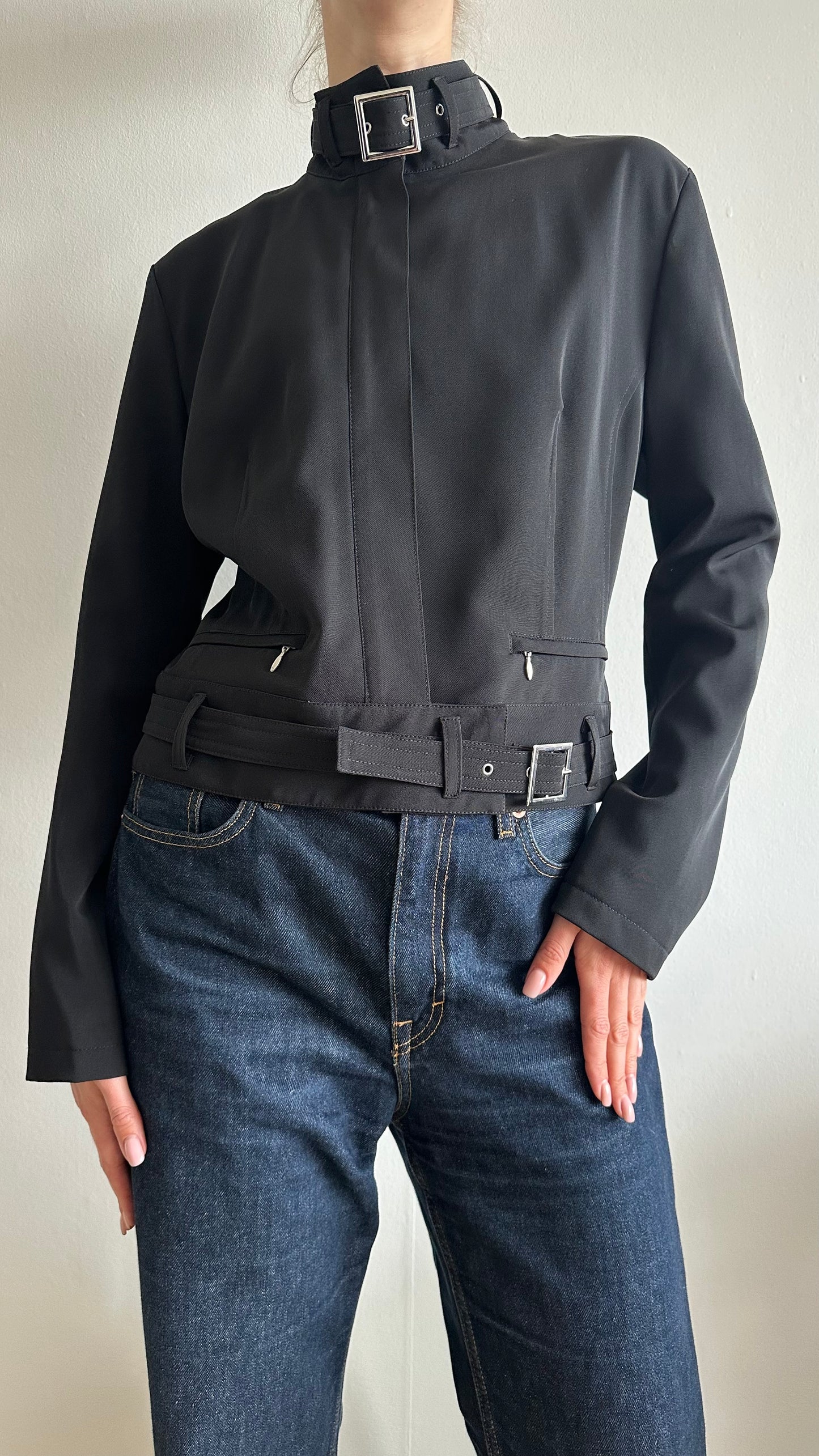 y2k black WE woman funnel belt jacket