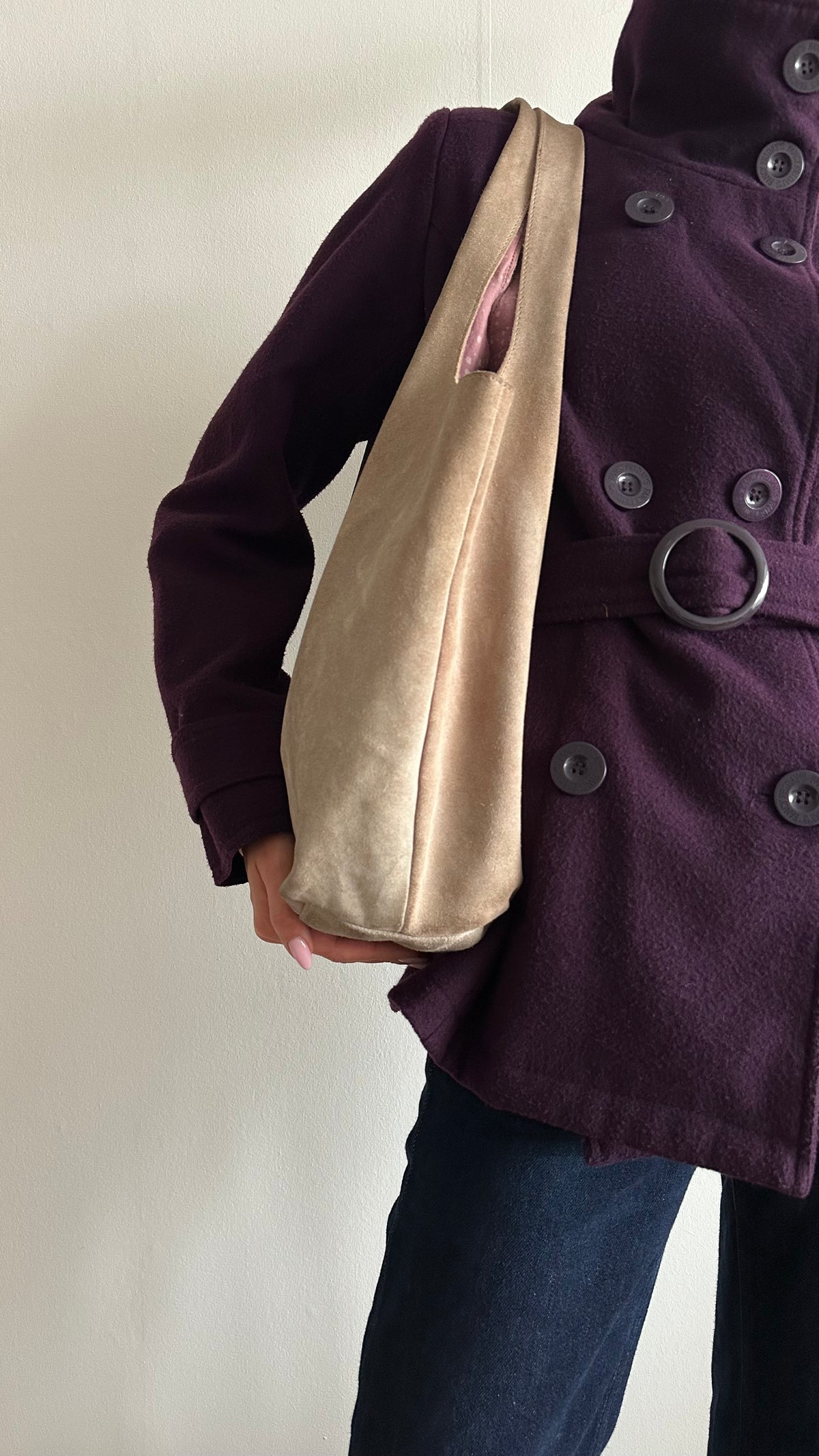 beige suede slouchy shoulderbag