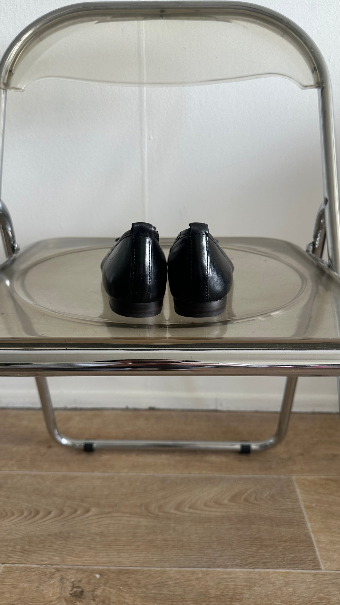 black ballet flats in leather