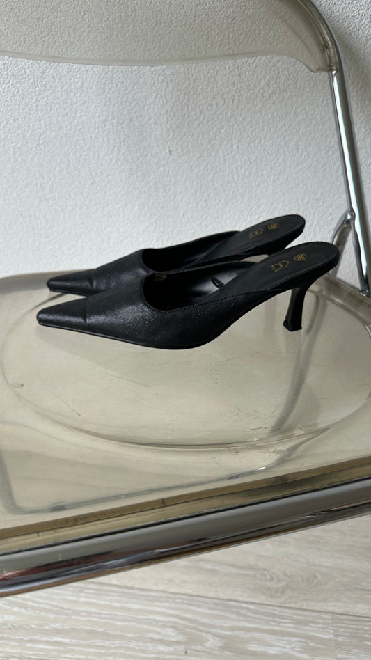 glitter black pointed toe slip-ins heels