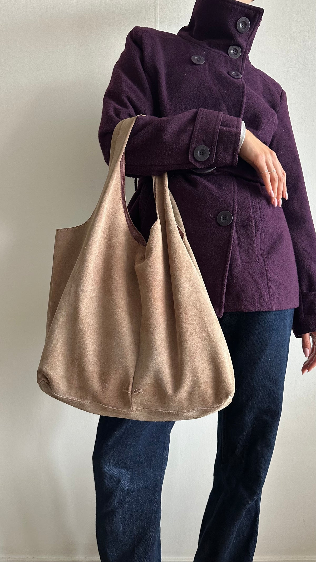 beige suede slouchy shoulderbag
