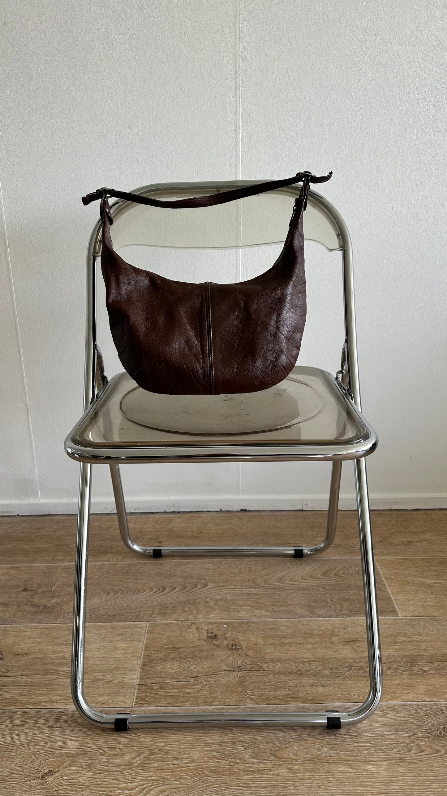 dark brown leather round vintage shoulder bag