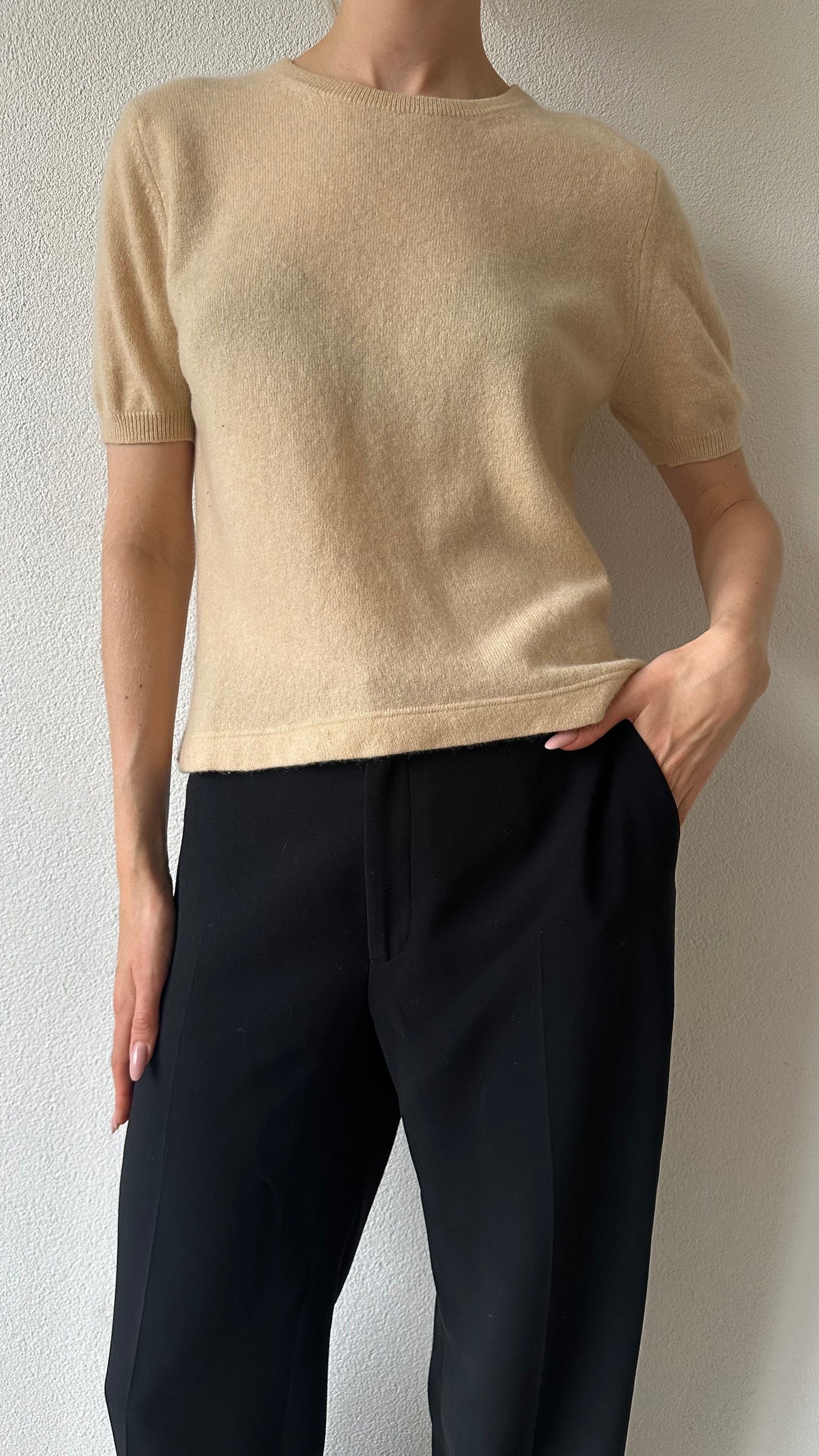 cashmere beige top with short puffed sleeves