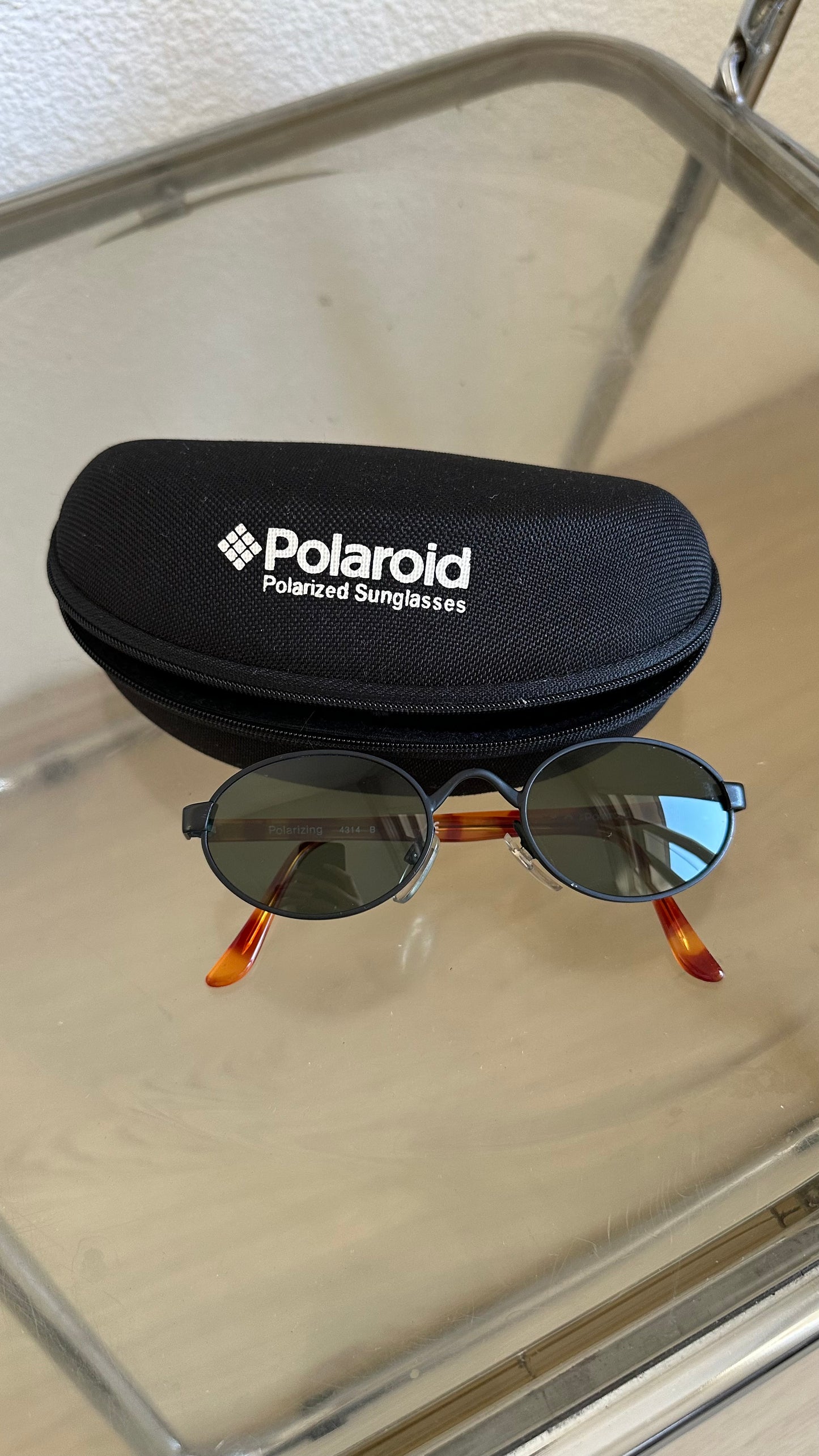 polaroid vintage sunglasses ikognito