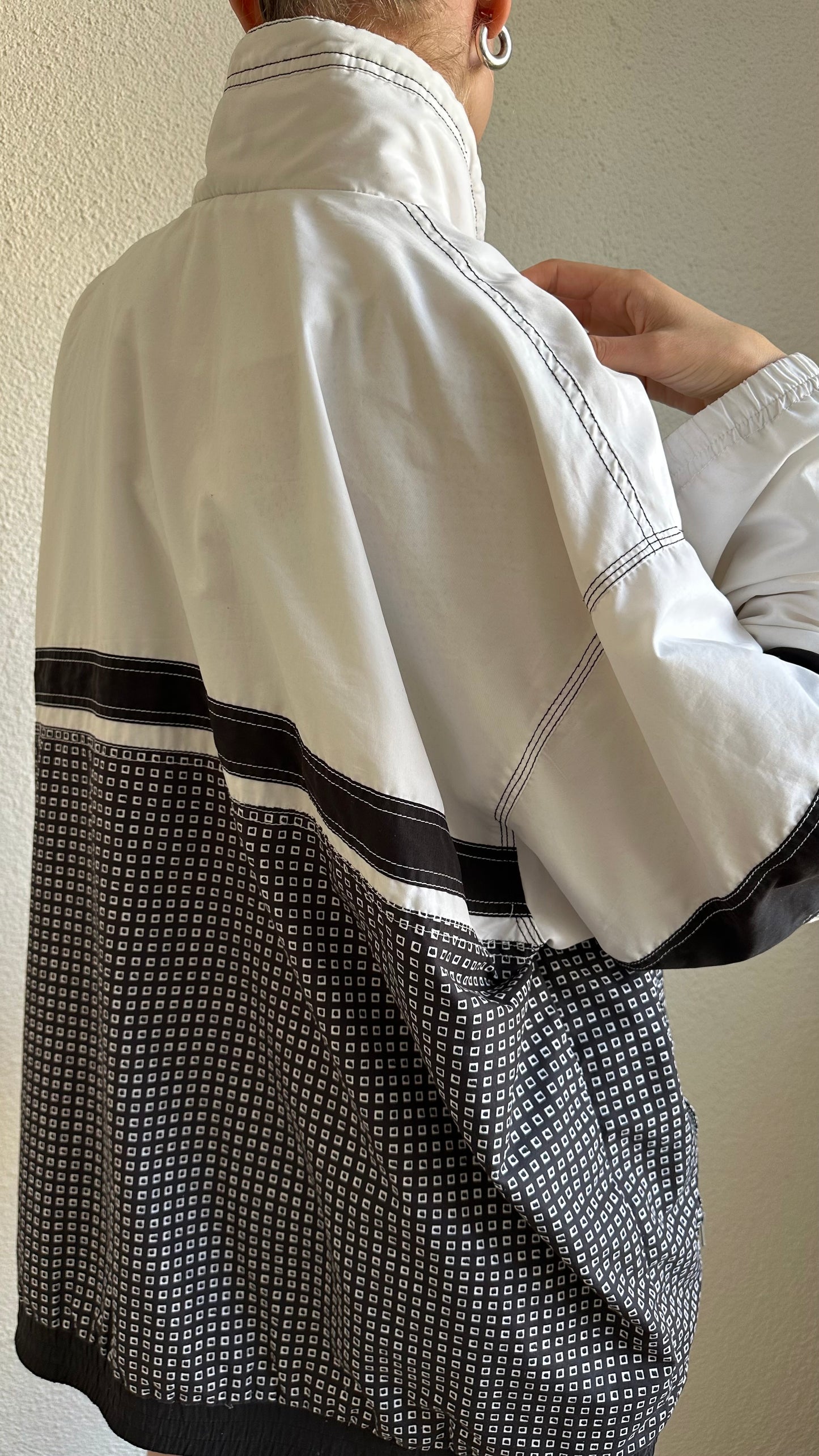 vintage track jacket windbreaker black and white