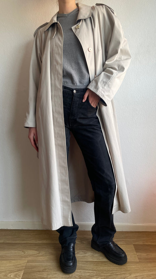 beige vintage basic musthave trenchoat