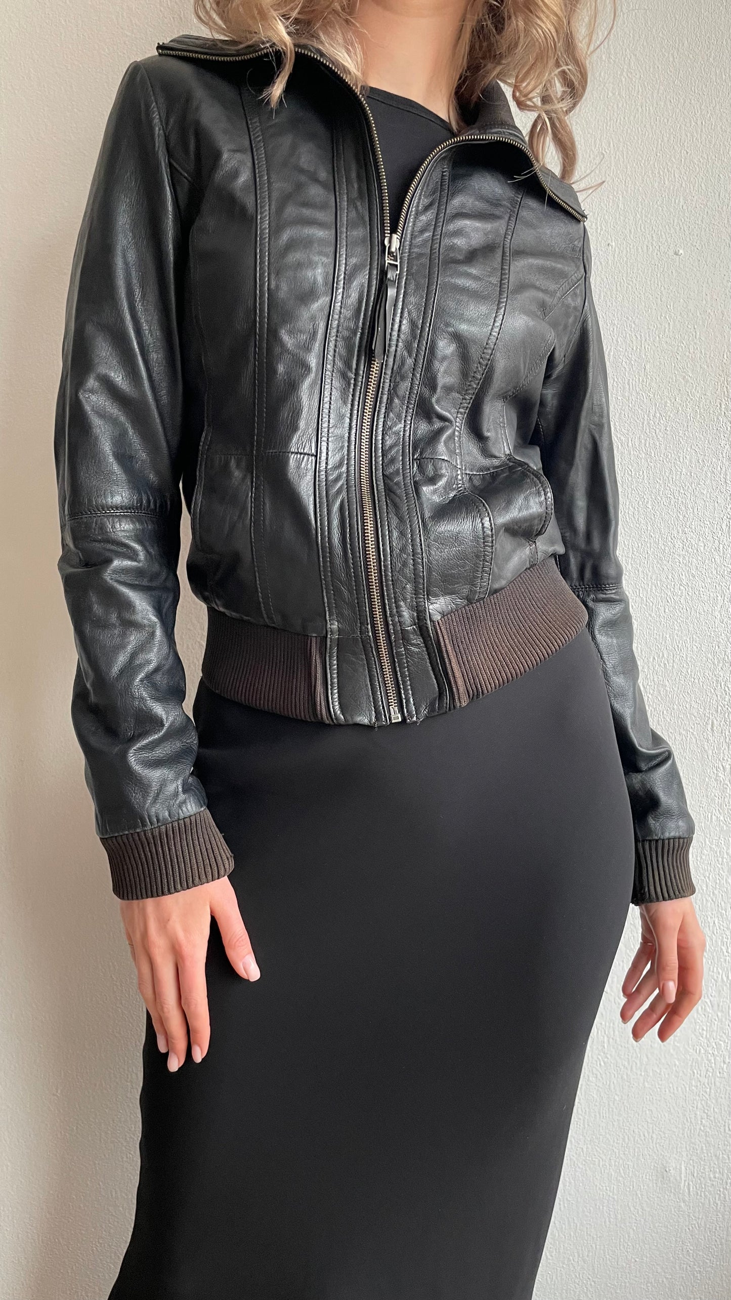 black soft leather bomberjacket